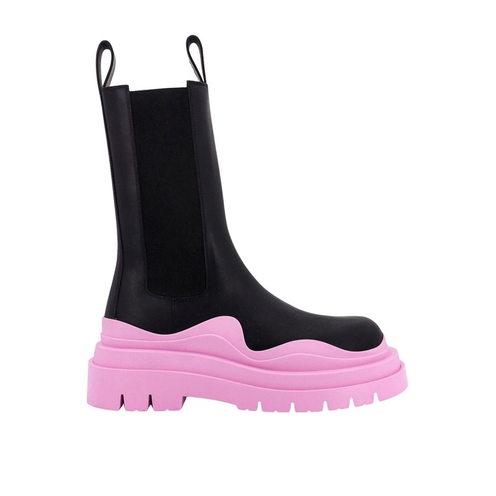 Bottega Veneta Black Calfskin Chelsea Boots