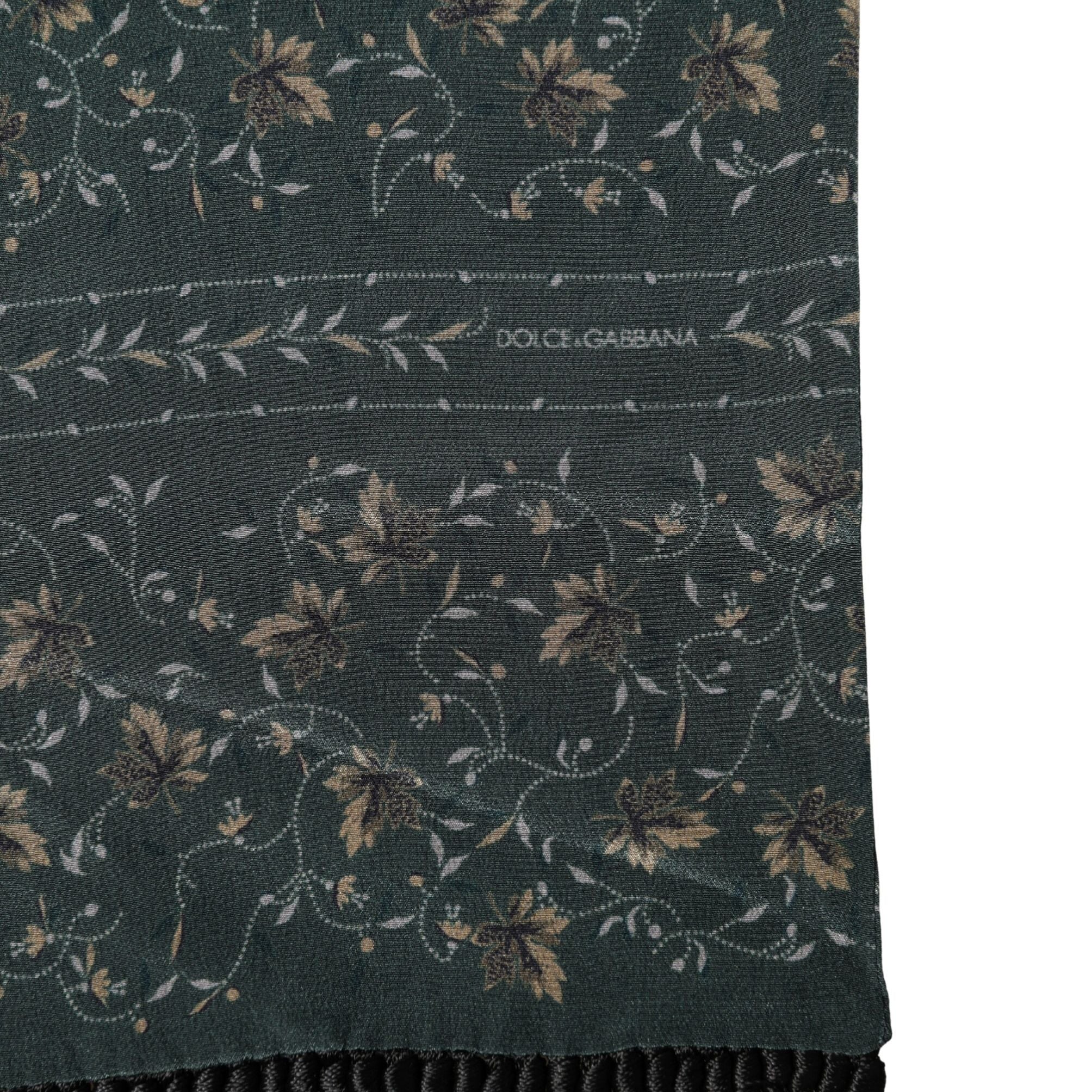 Dolce & Gabbana Green Silk Floral Pattern Fringed 135cm X 16cm Scarf