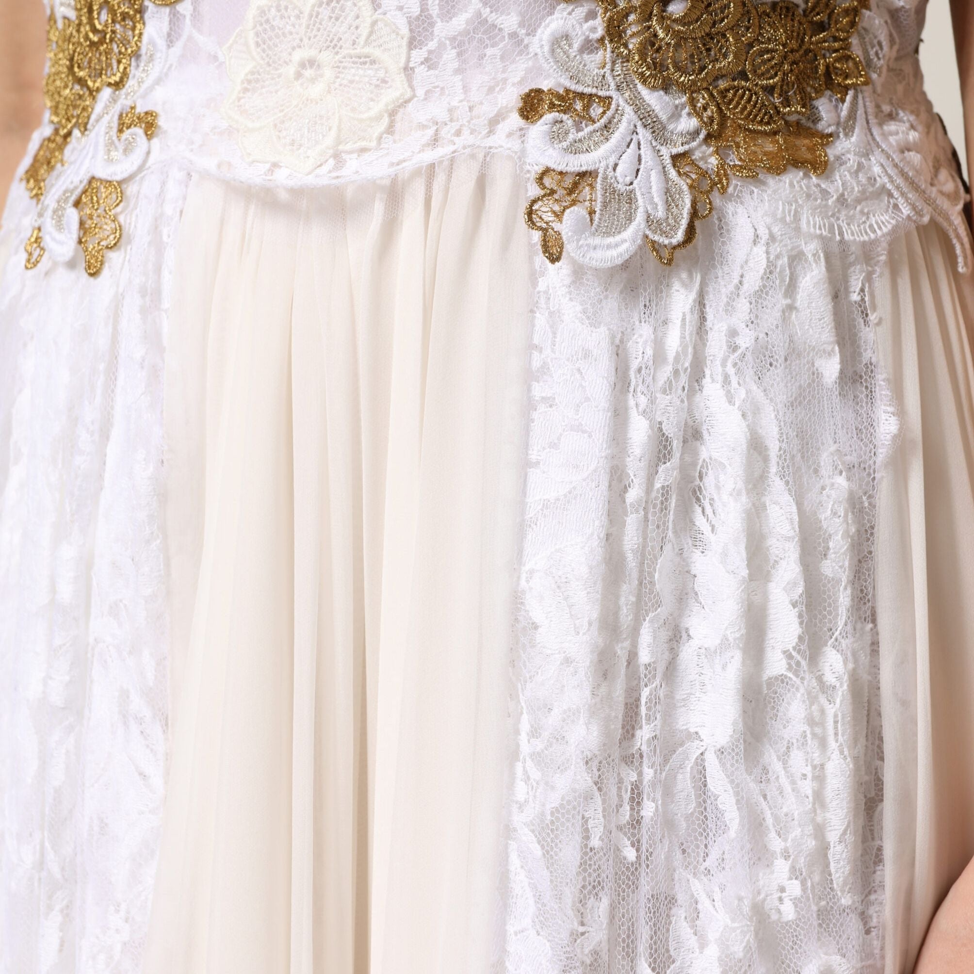 Dolce & Gabbana Ivory Lace Silk Embellished Sleeveless Dress