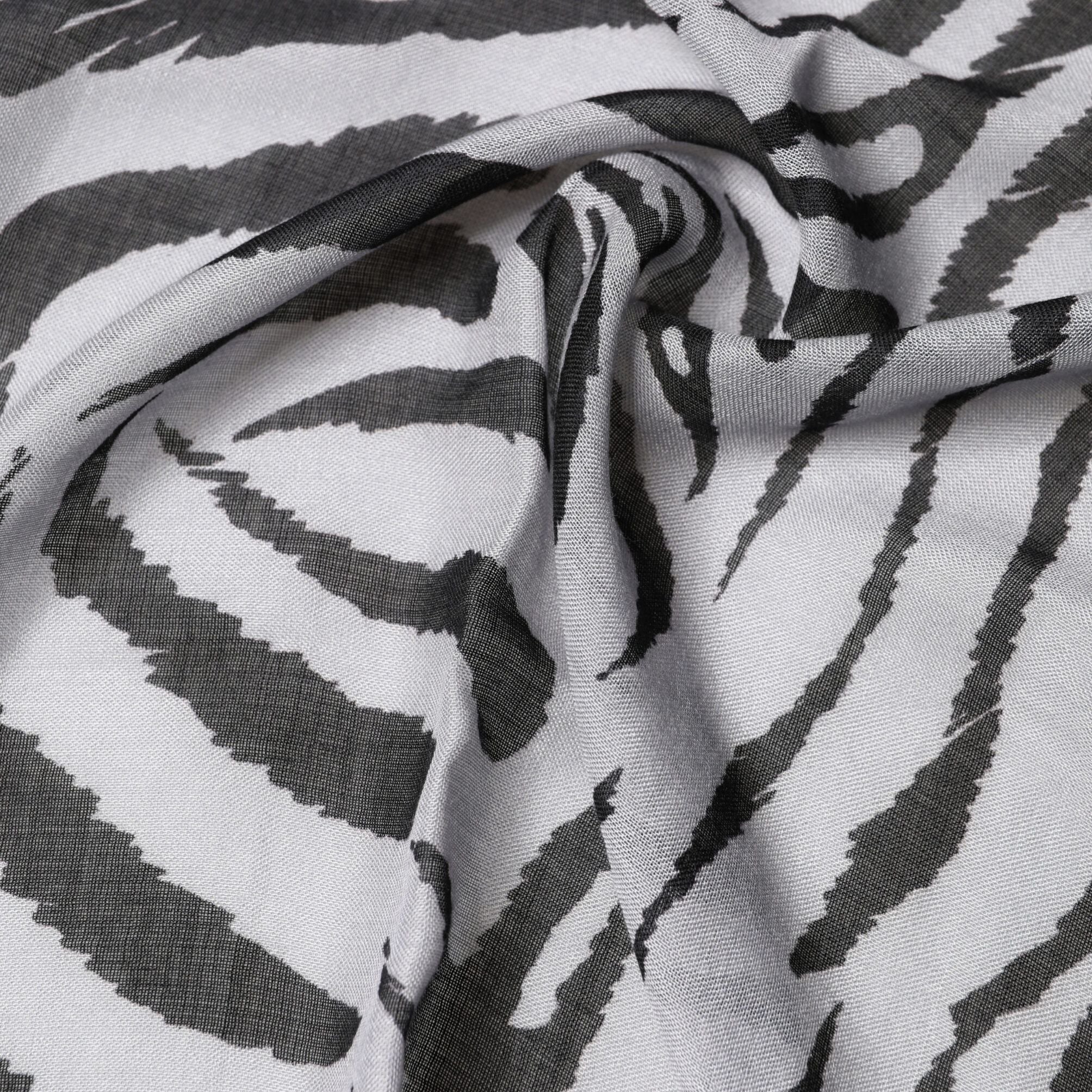 Dolce & Gabbana White Black Zebra Pattern Shawl 255cm x 132cm Men Scarf