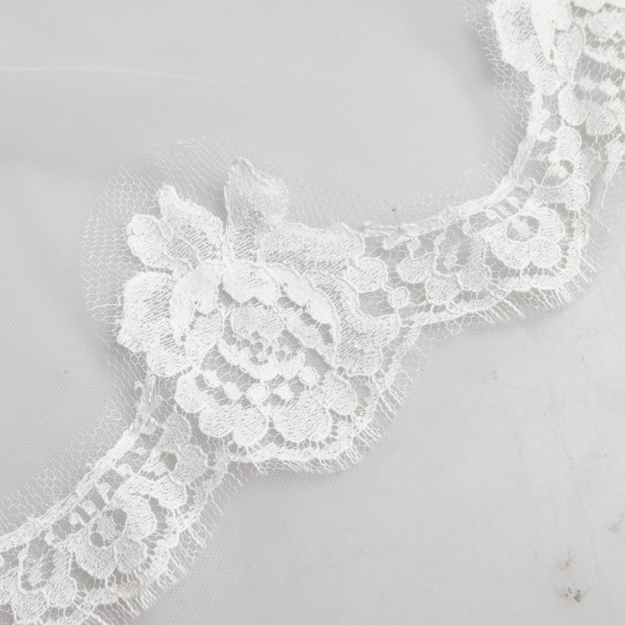 Dolce & Gabbana White Floral LaceNylon Floor Length 3M Long Veil
