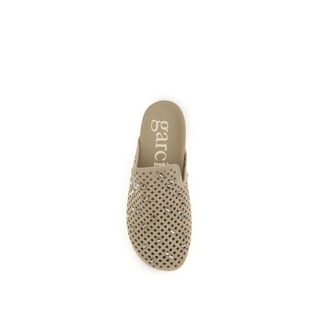 Pedro García Beige Calf Leather Bos Taurus Mules