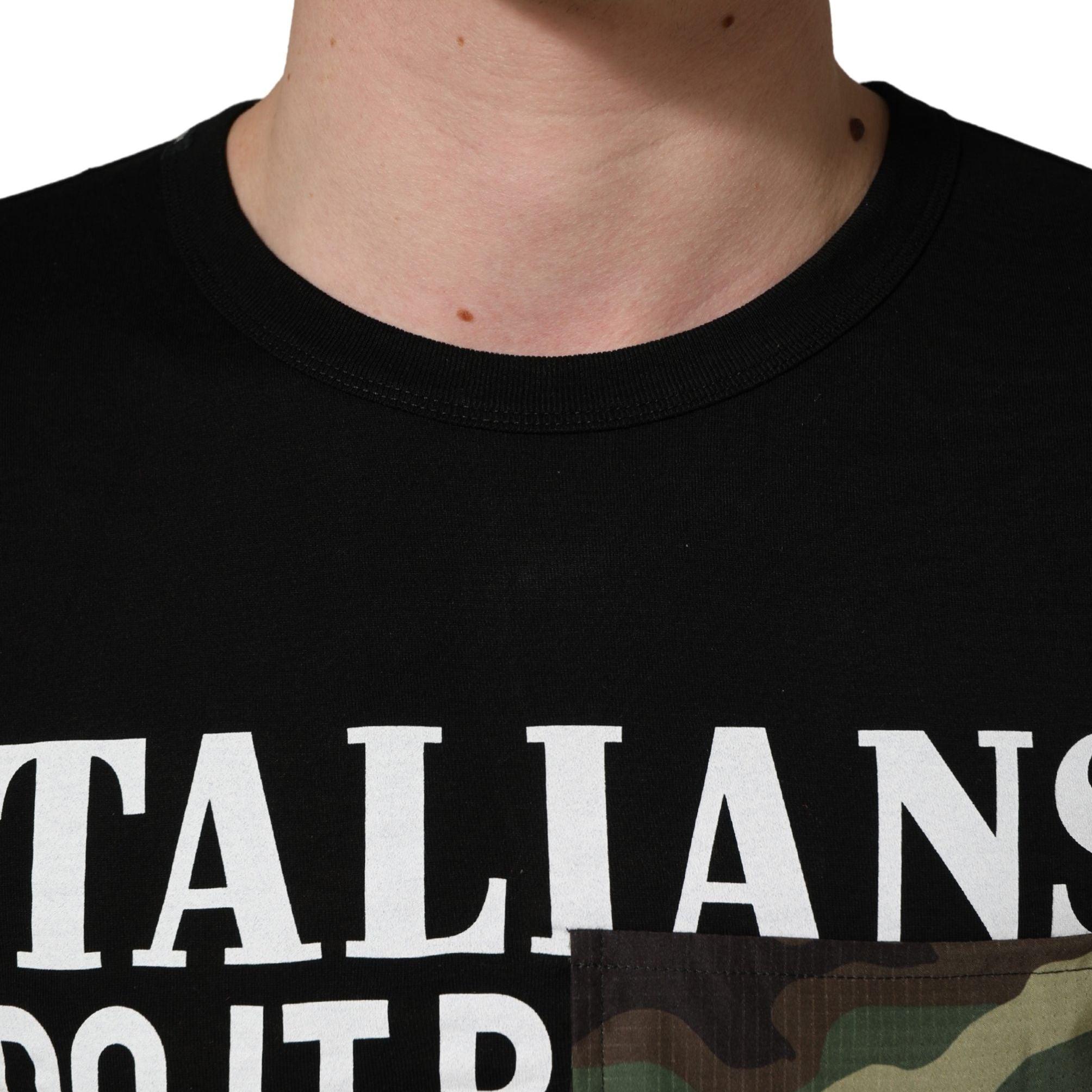 Dolce & Gabbana Black Italians Do It Better Camo Pocket Men T-shirt