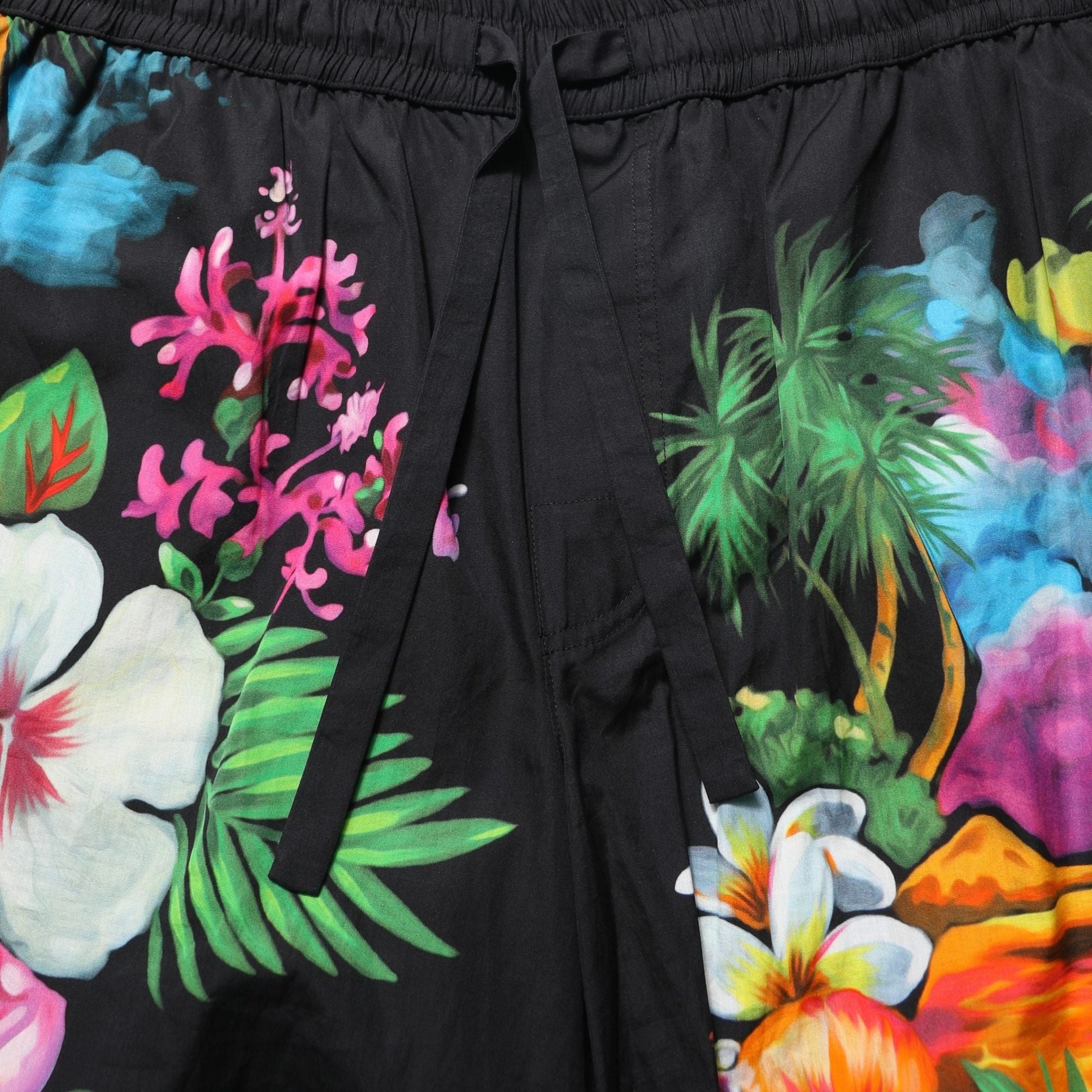 Dolce & Gabbana Black Cotton Tropical Floral Bermuda Shorts