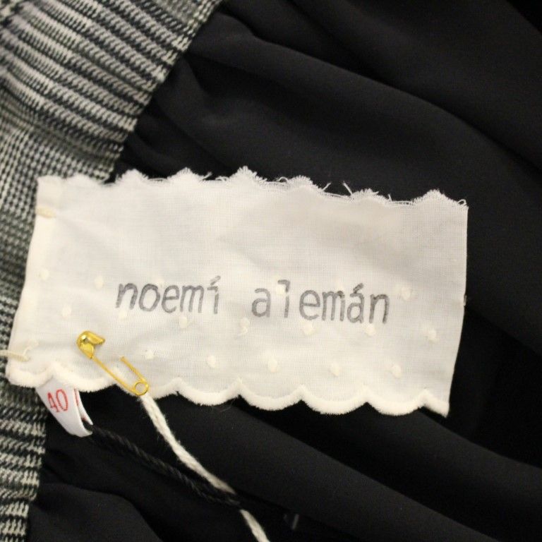 NOEMI ALEMÁN Gray Checkered Wool Shorts Skirt