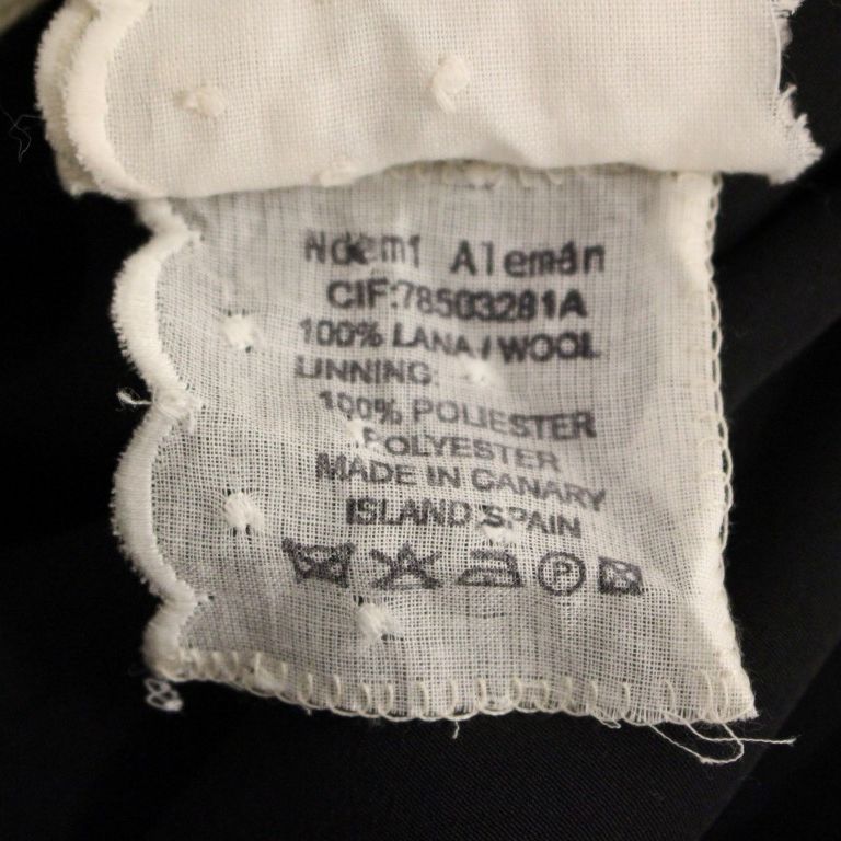 NOEMI ALEMÁN Gray Checkered Wool Shorts Skirt