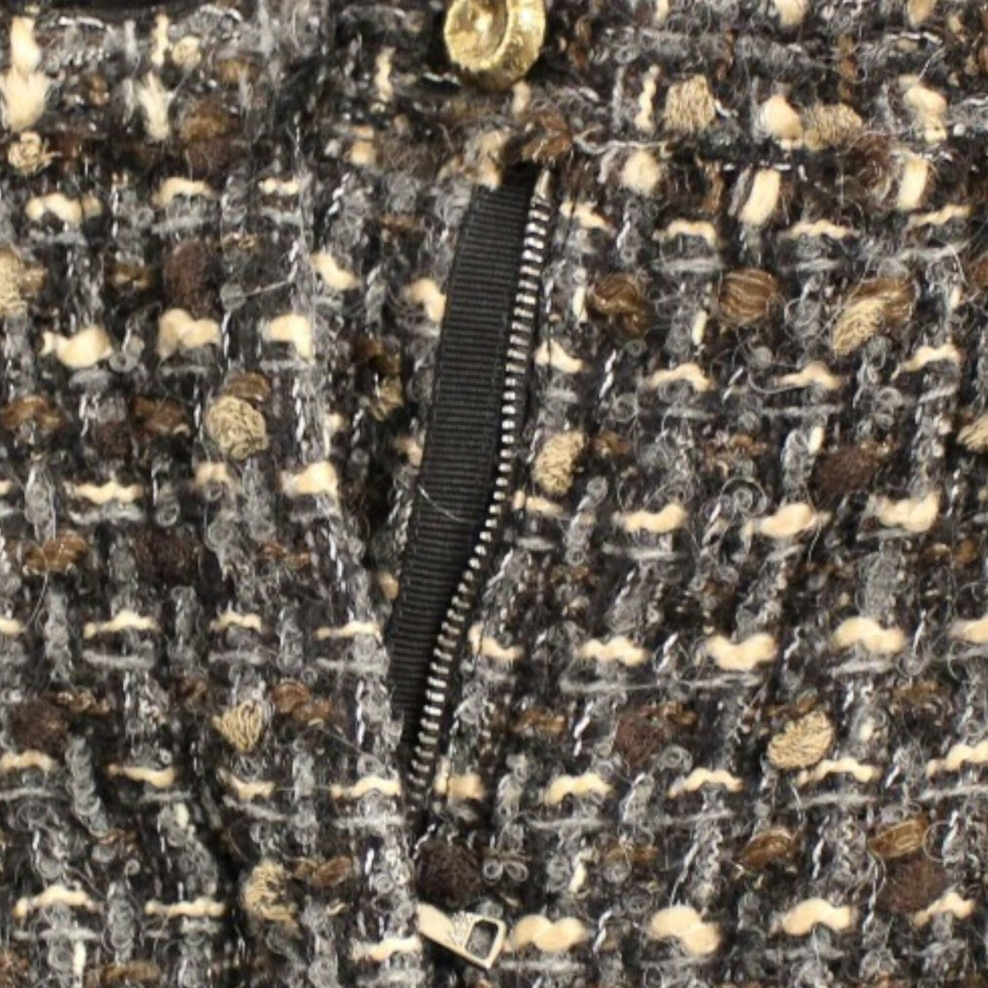 Dolce & Gabbana Multicolor wool shorts pants
