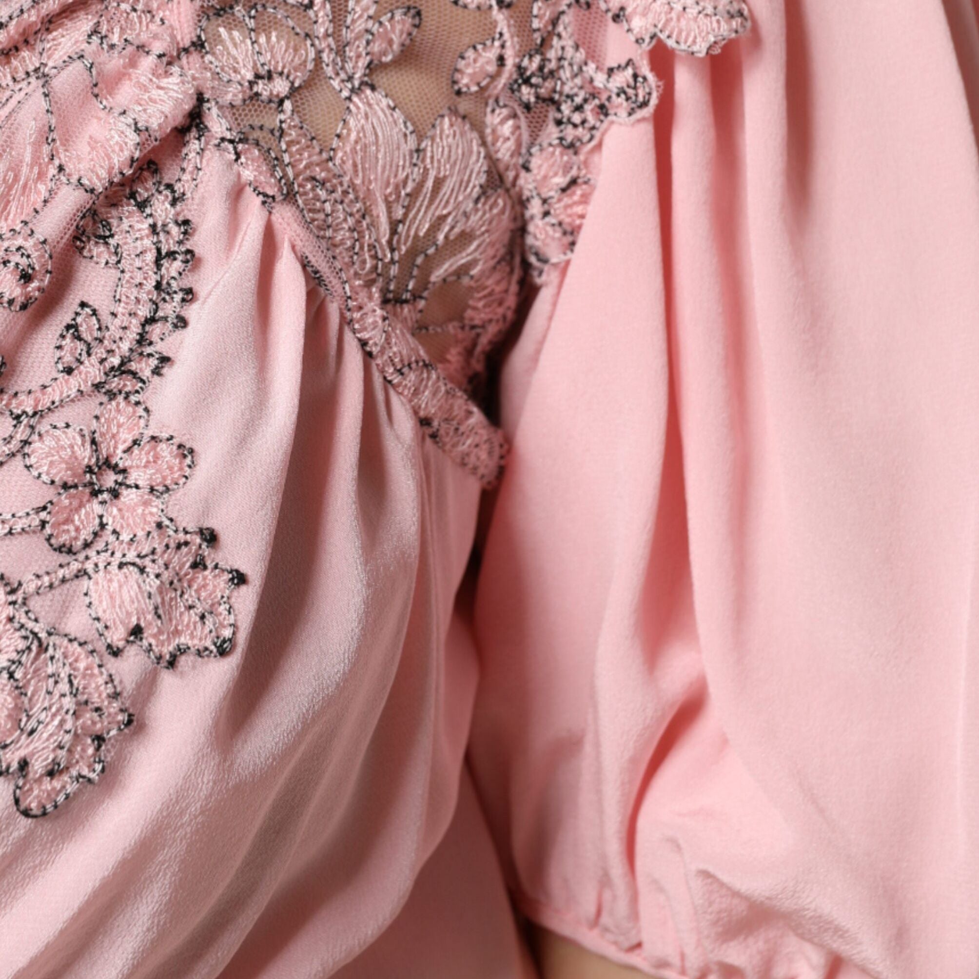 Ermanno Scervino Pink Floral Lace Short Sleeves V-neck Midi Dress