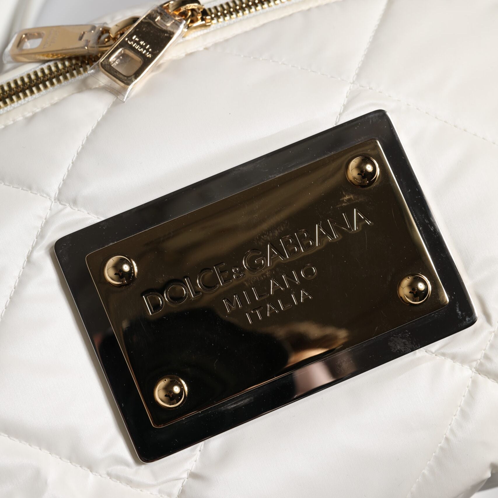 Dolce & Gabbana White Quilted Logo Plaque Belt Waist Fanny Pack Bag