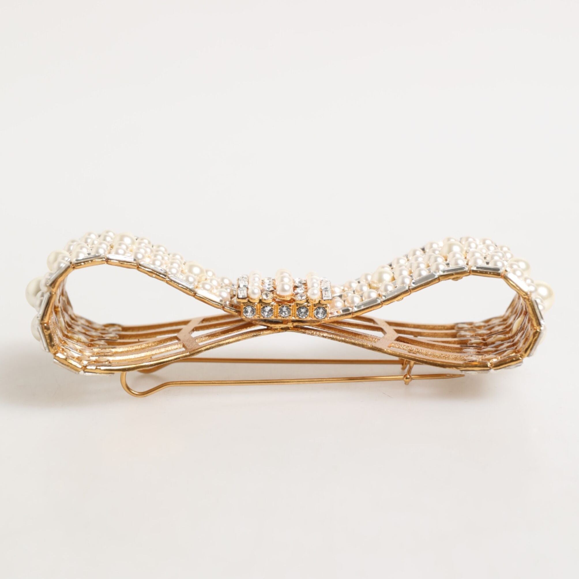 Dolce & Gabbana Gold Brass Glas Crystal Faux Pearl Embellished Brooch