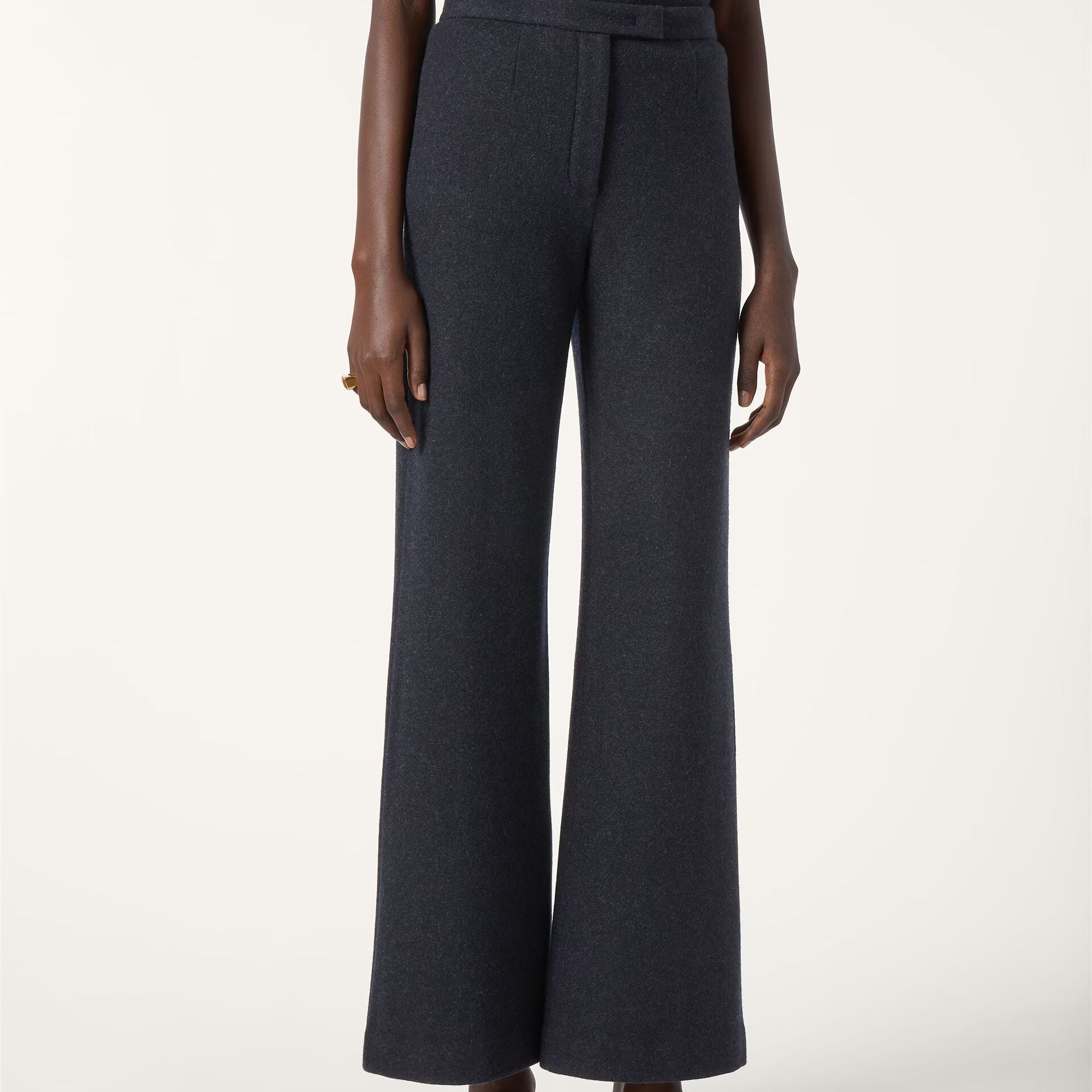 Loro Piana Robin Trousers in Jersey Novalis