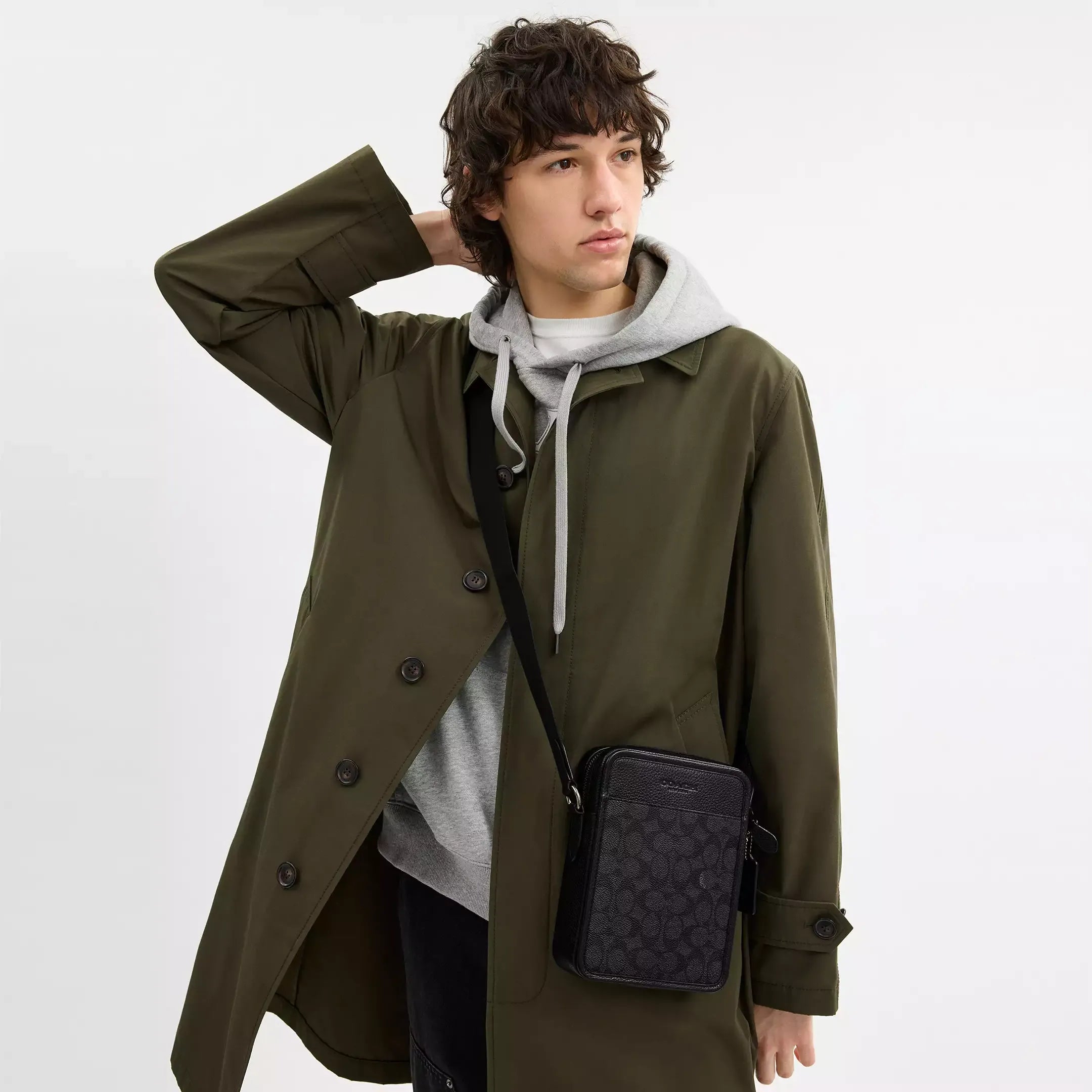 Coach Sullivan Crossbody Bag In Signature Canvas