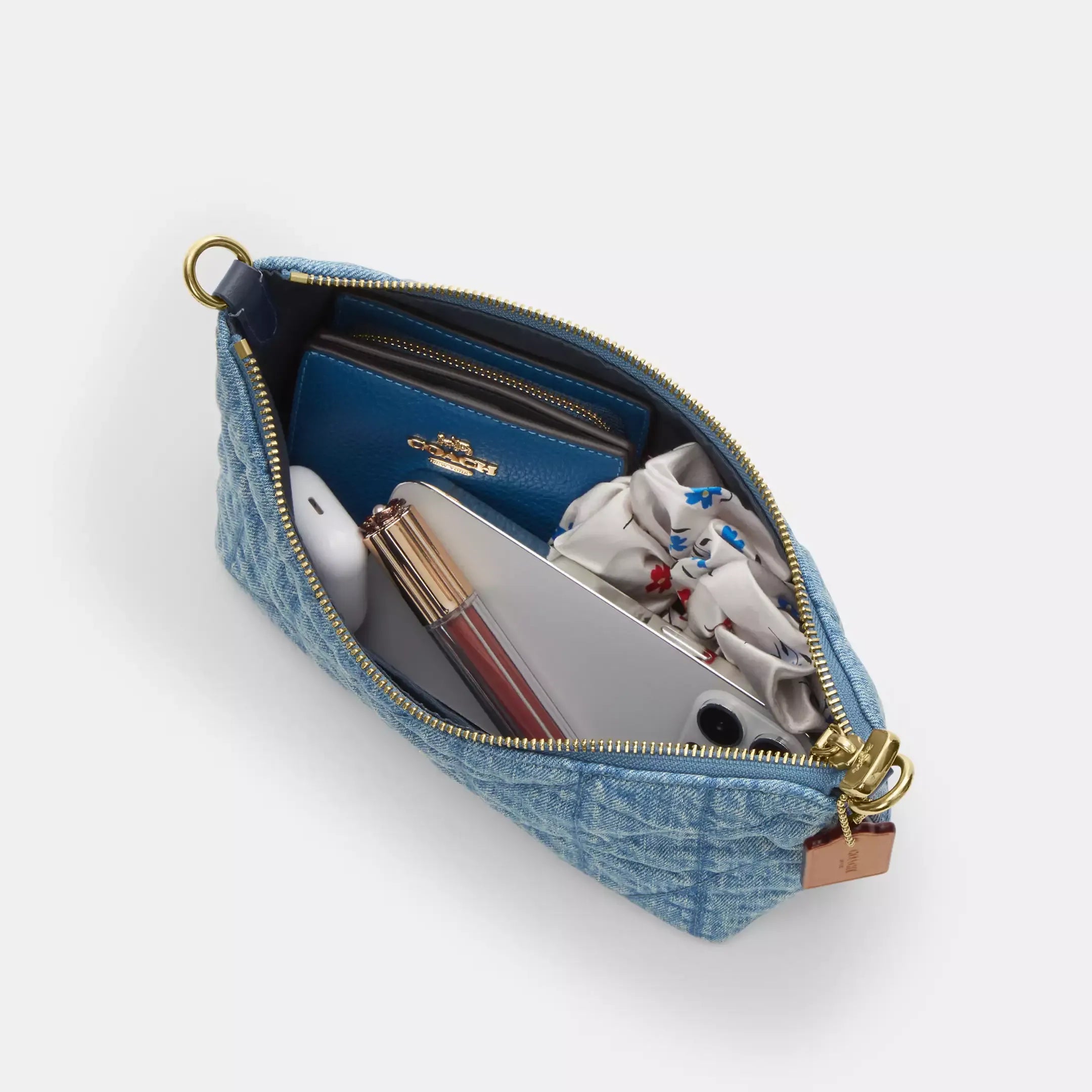 Coach Caitlin Shoulder Bag With Quilting