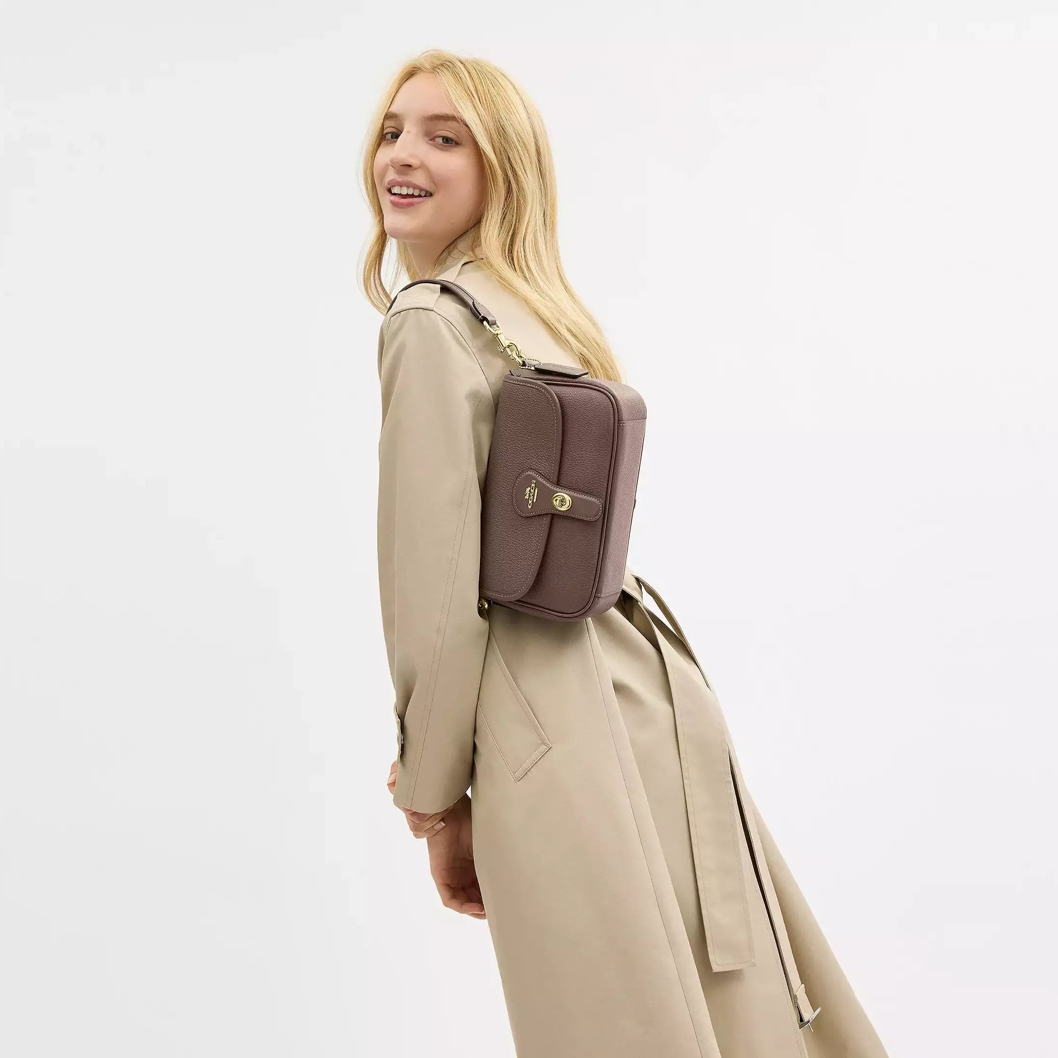 Coach Hadley Shoulder Bag