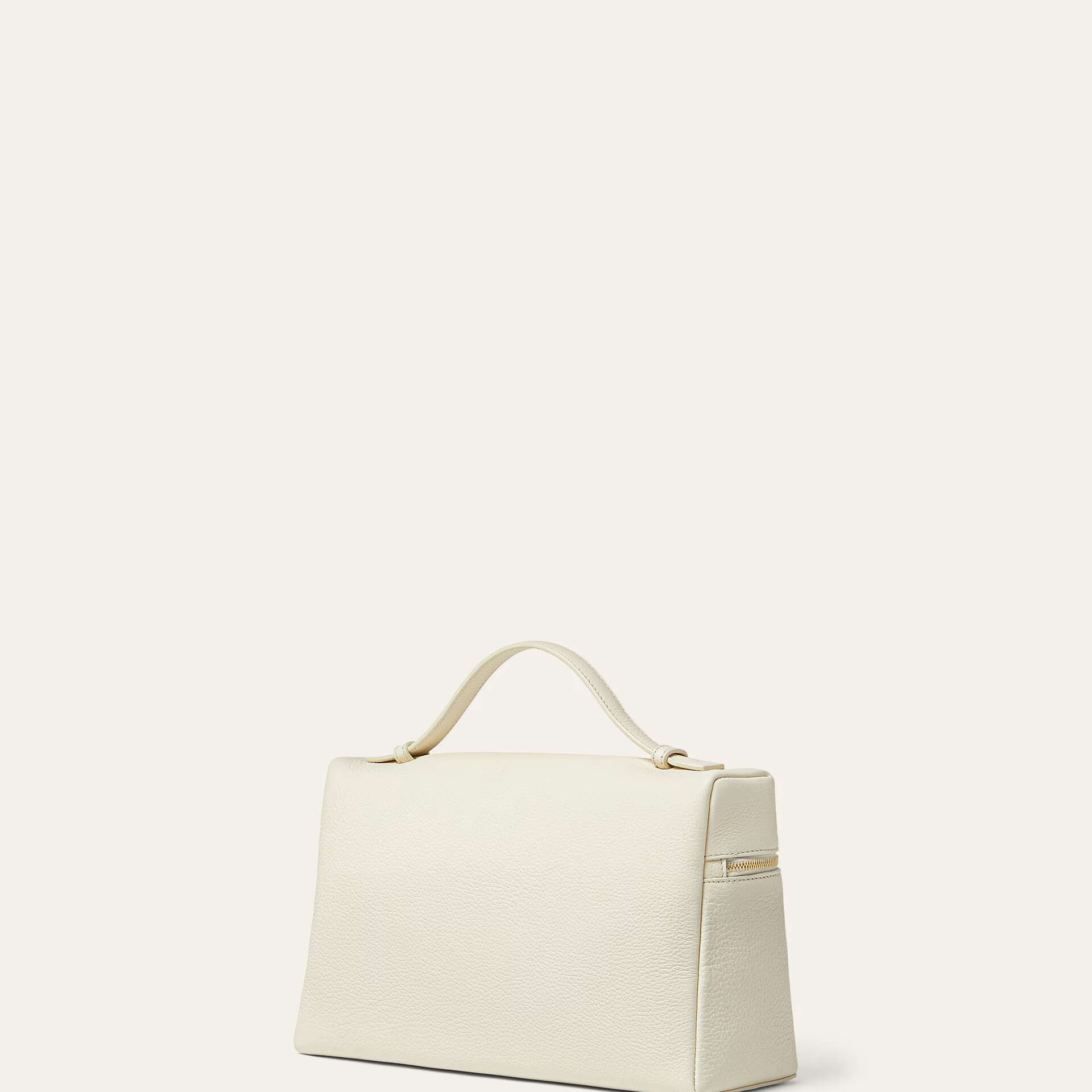 Loro Piana Extra Pocket L27 in Grained Calfksin