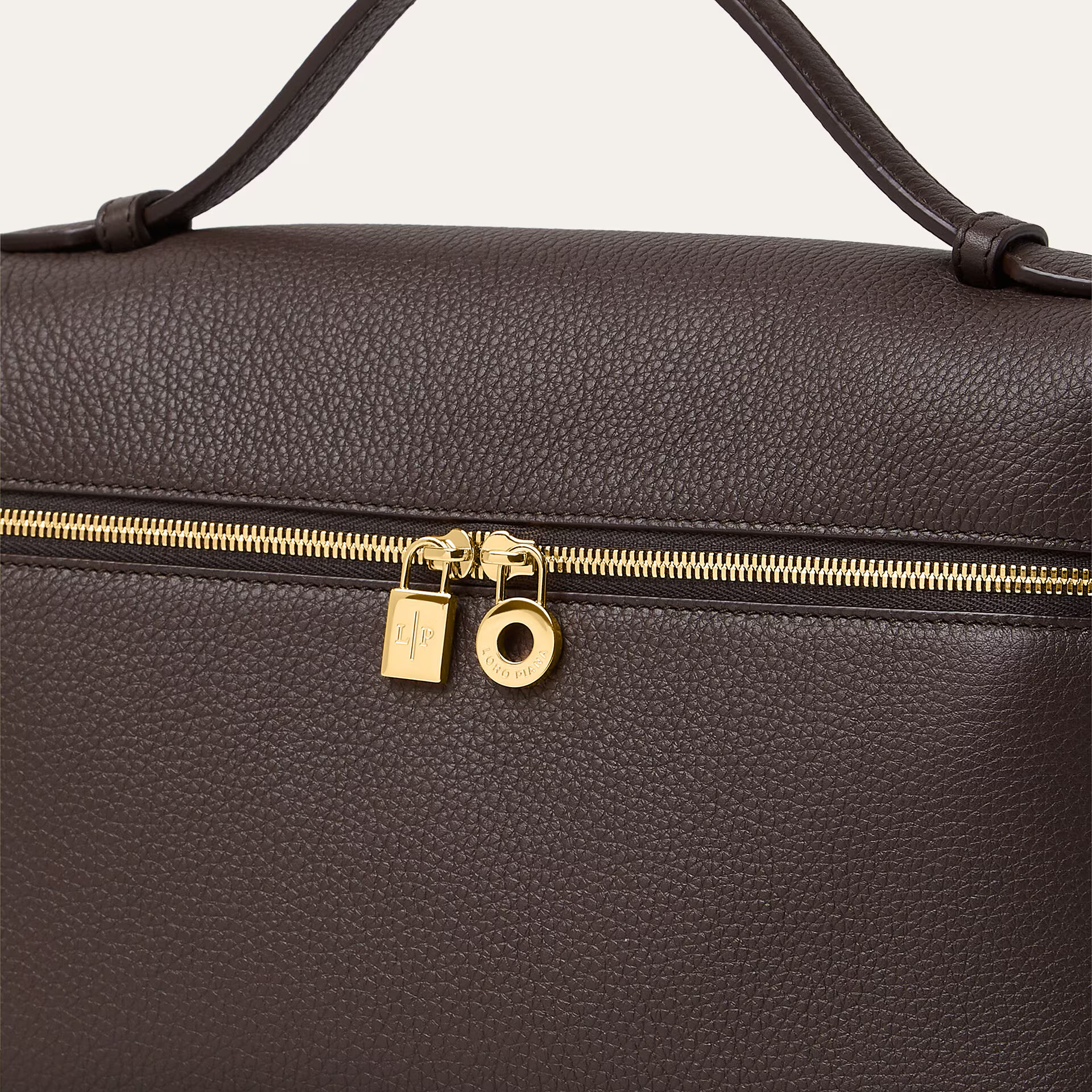 Loro Piana Extra Pocket L27 in Grained Calfksin