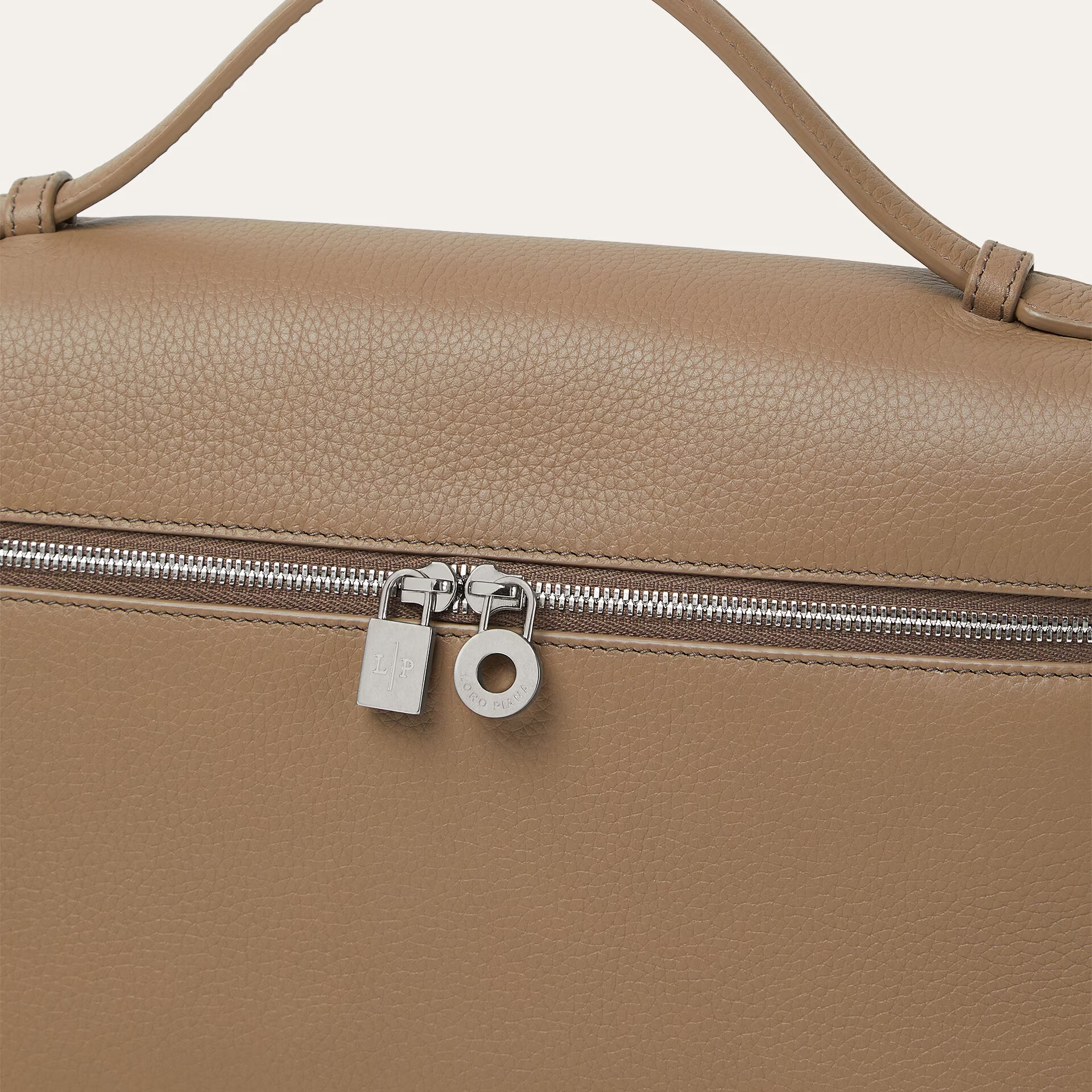 Loro Piana Extra Pocket L27 in Grained Calfksin
