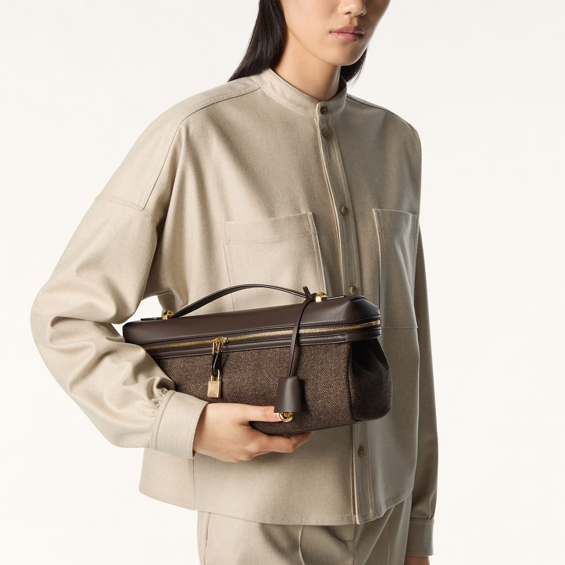 Loro Piana Extra Softy Bag L33 in Wish® Wool, Cashmere