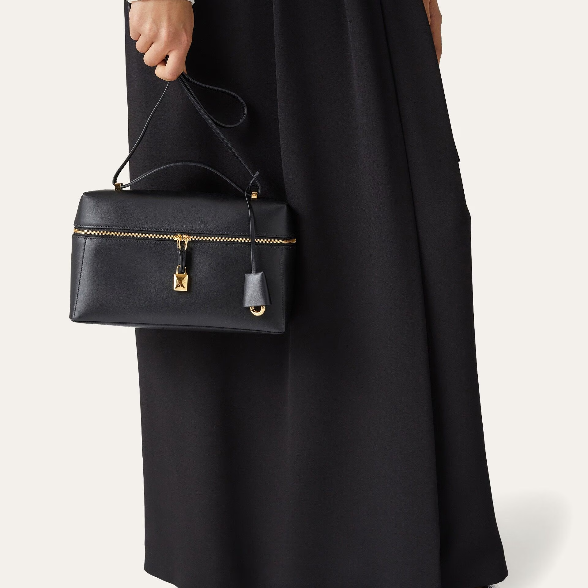 Loro Piana Extra Bag L27 in Smooth Calfskin