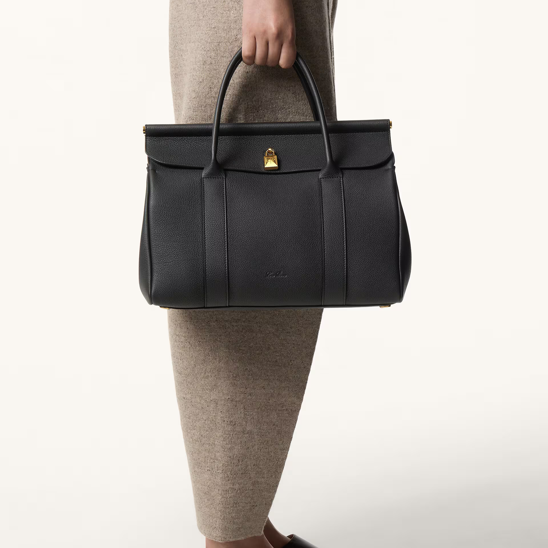 Loro Piana Loom bag L32 in Grained Calfskin