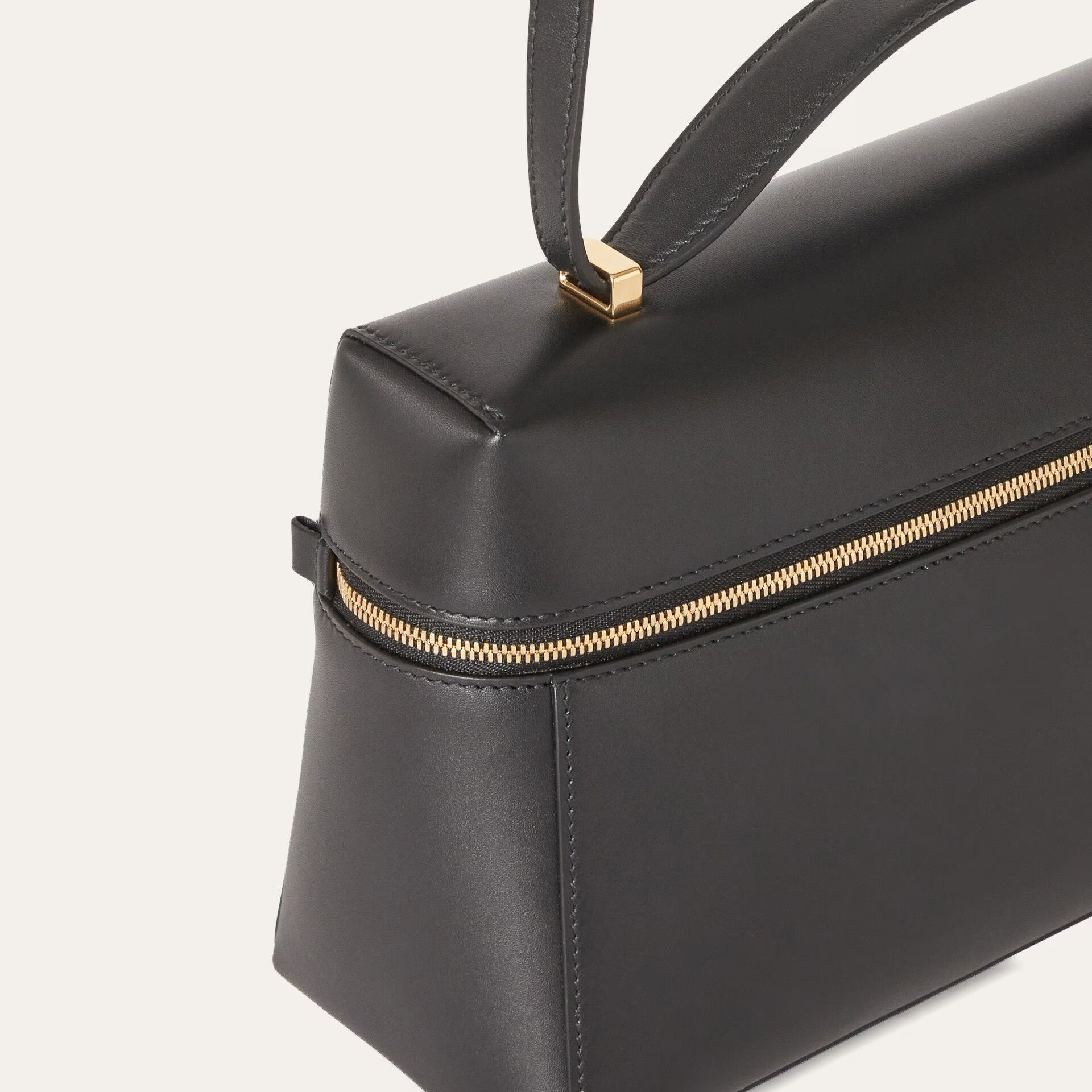 Loro Piana Extra Bag L27 in Smooth Calfskin