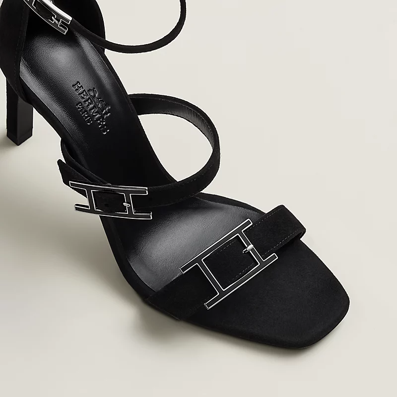 Hermès Liv 90 sandal