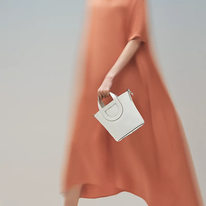 Hermès In-the-Loop 18 bag