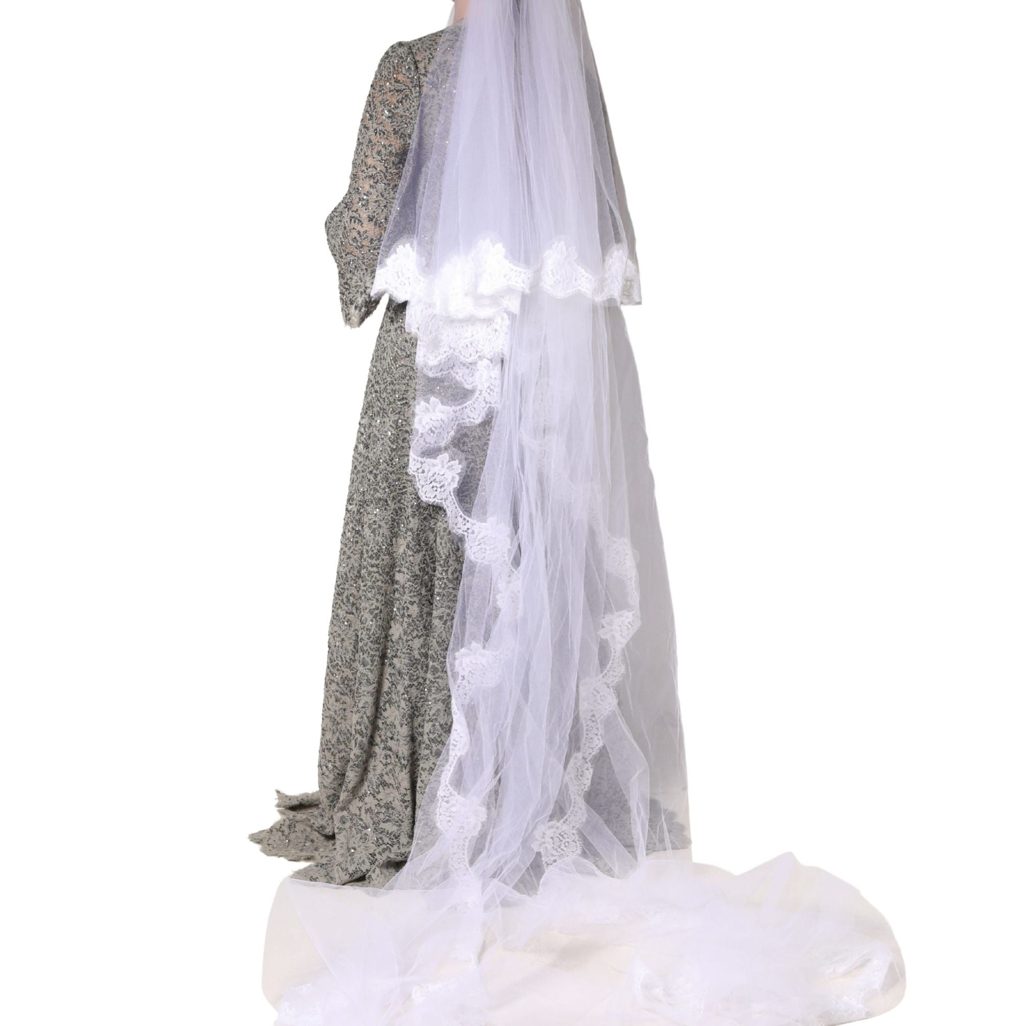 Dolce & Gabbana White Floral LaceNylon Floor Length 3M Long Veil