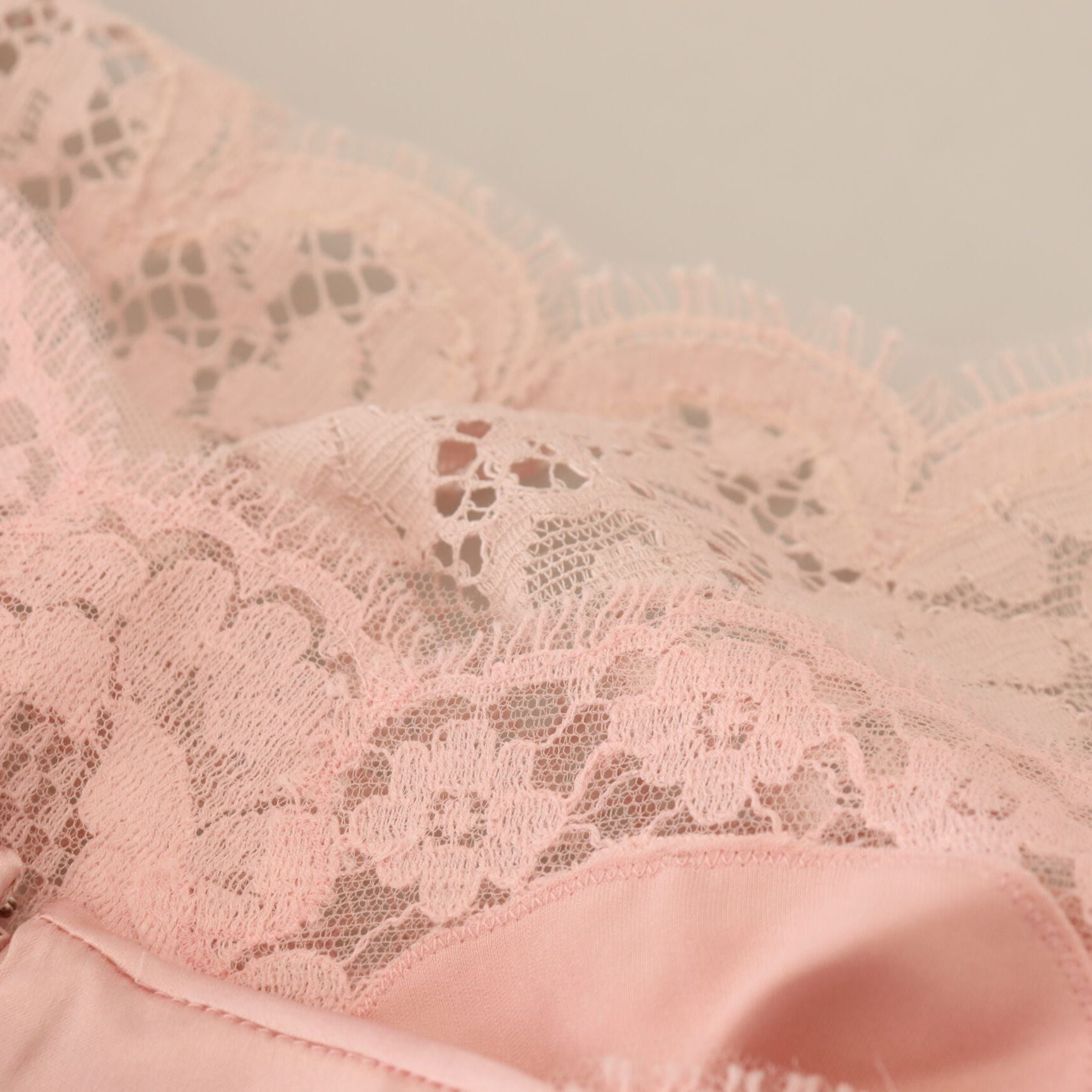 Dolce & Gabbana Pink Floral Lace Sleeveless Tank Blouse Top
