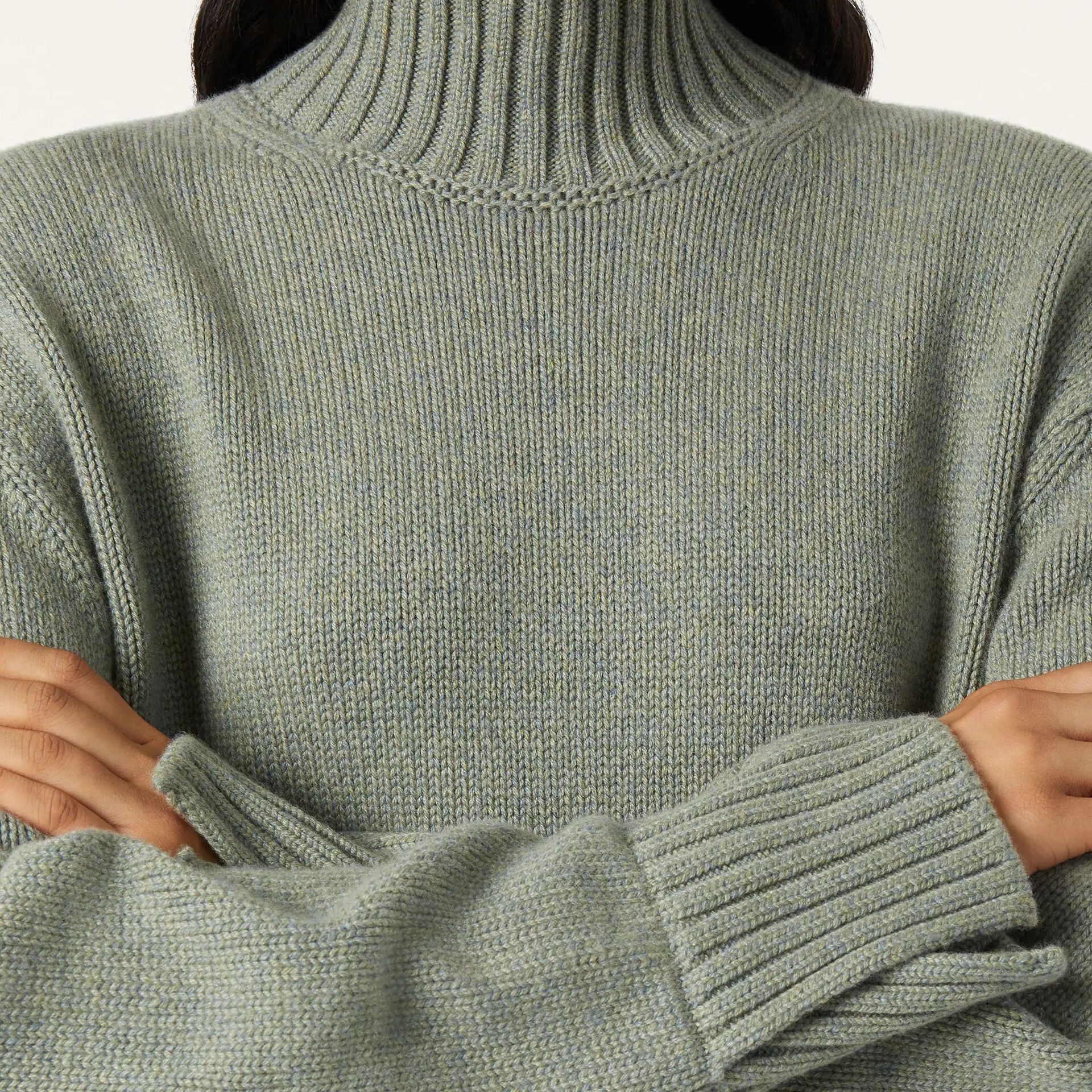Loro Piana Parksville Turtleneck in Baby Cashmere