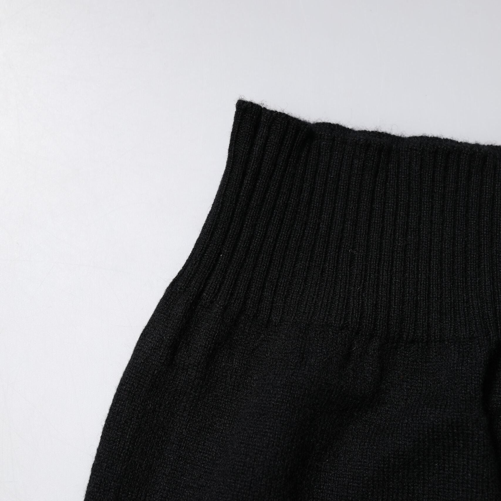 Dolce & Gabbana Black Cashmere Knitted Neck Warmer Foulard Scarf