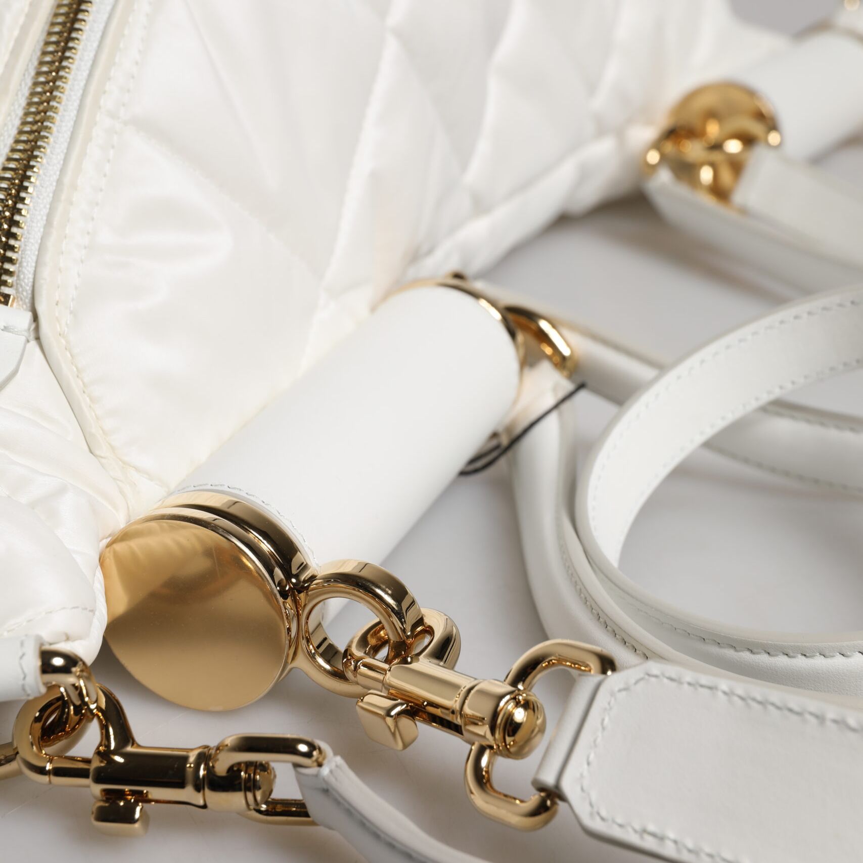 Dolce & Gabbana White Quilted Logo Plaque Belt Waist Fanny Pack Bag