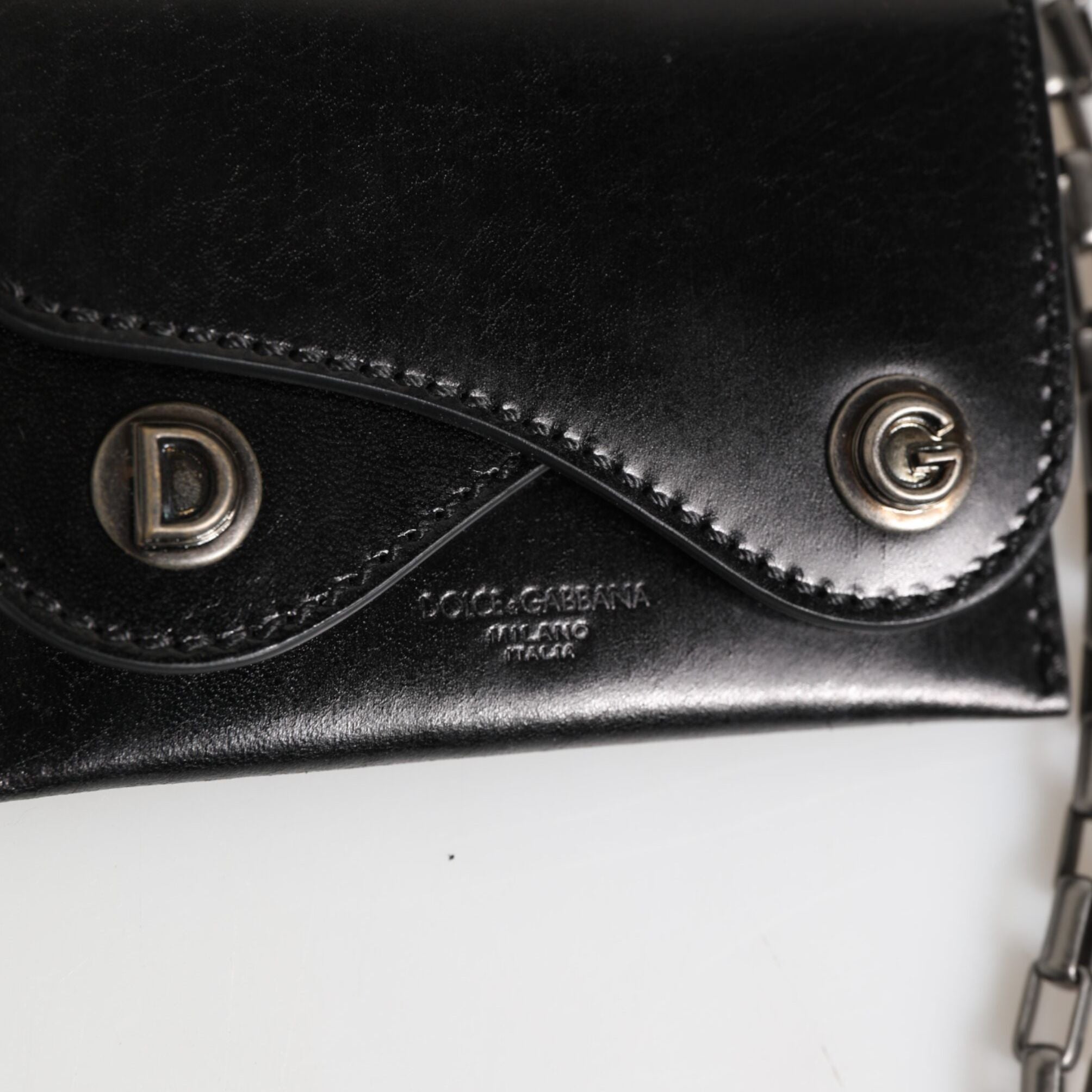 Dolce & Gabbana Black Cavallo Leather Wallet Chain Snap Bifold Card Holder