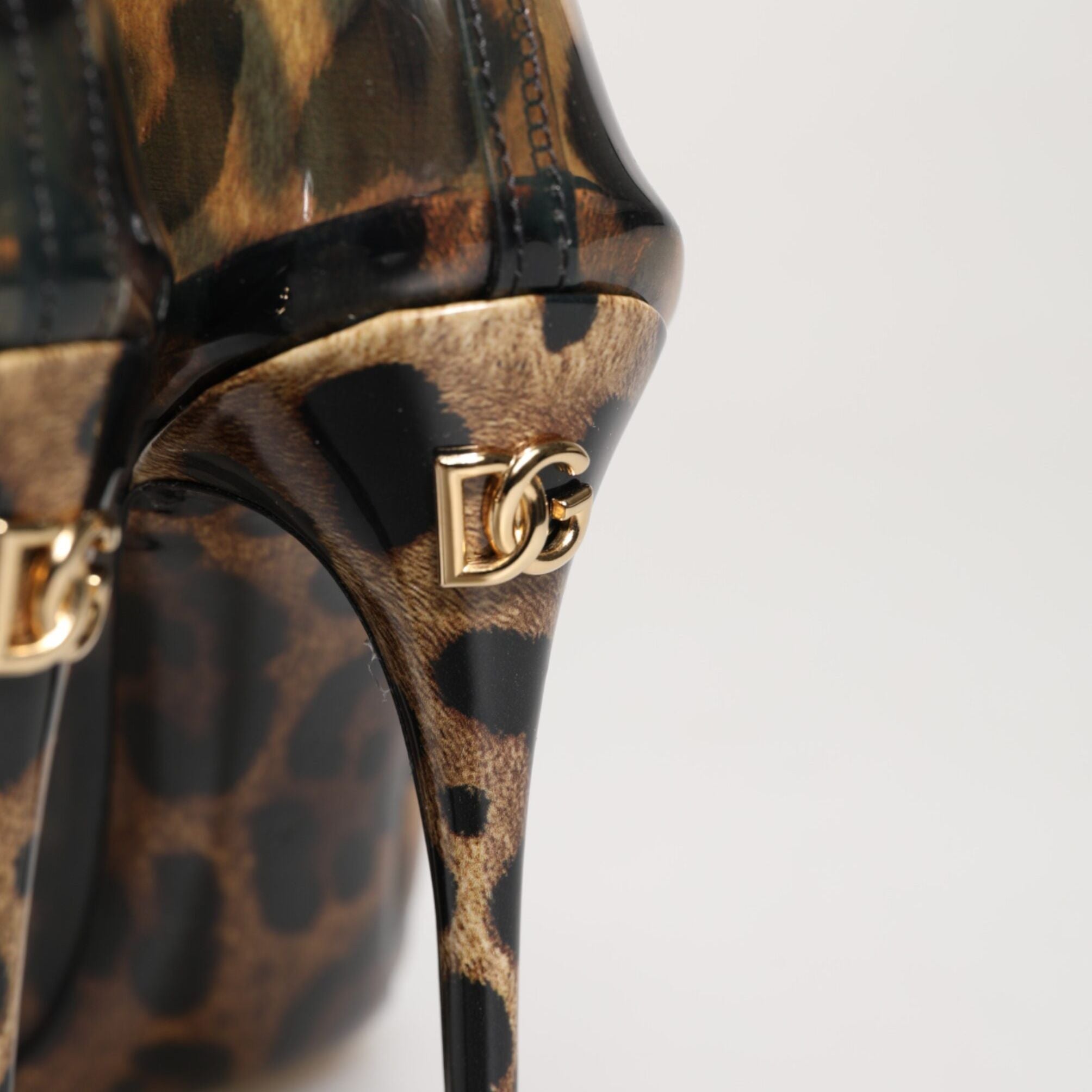 Dolce & Gabbana Leopard Print PVC Pointed Toe Boots Shoes
