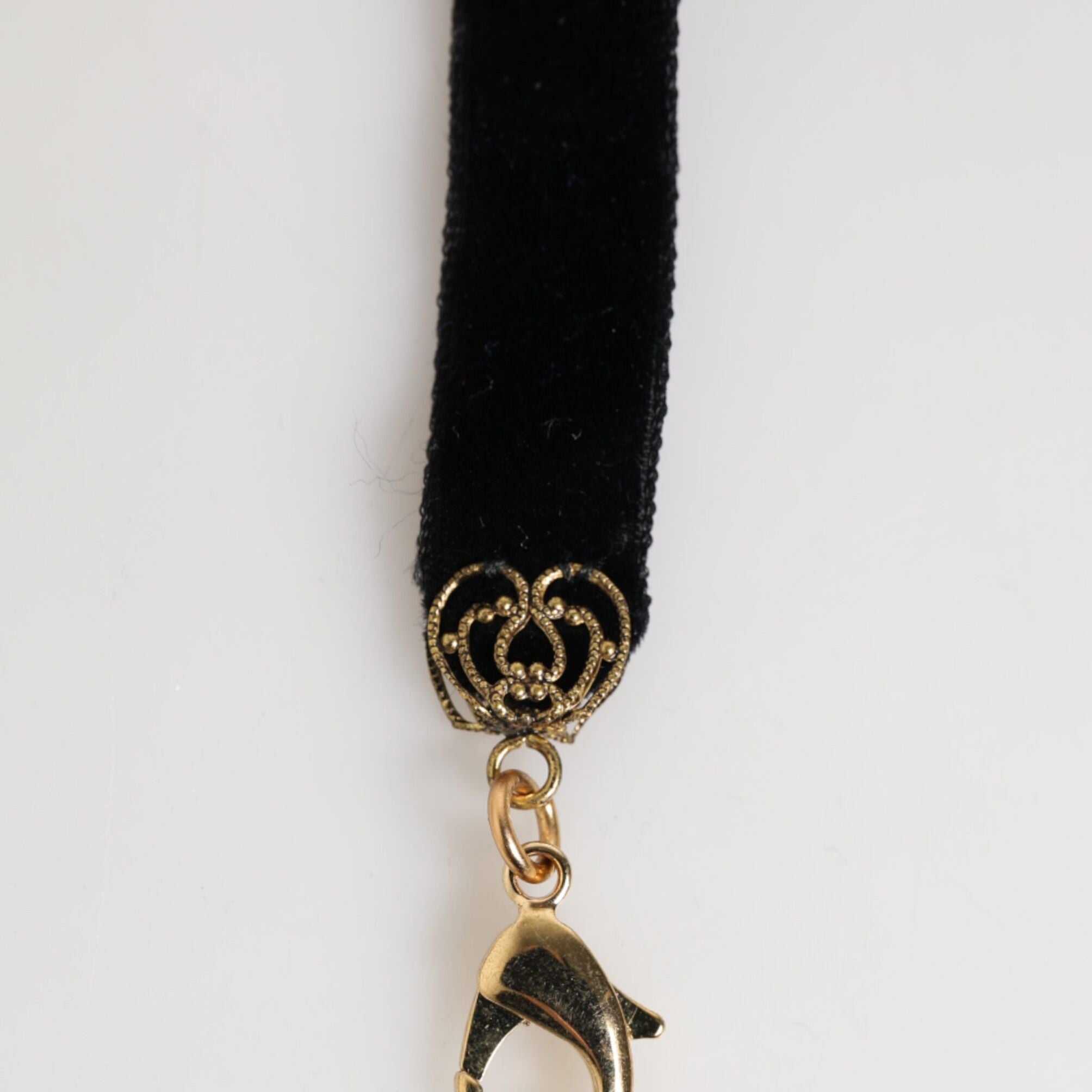 Dolce & Gabbana Blue Floral Appliqué Velvet Choker Crystal Beads Necklace