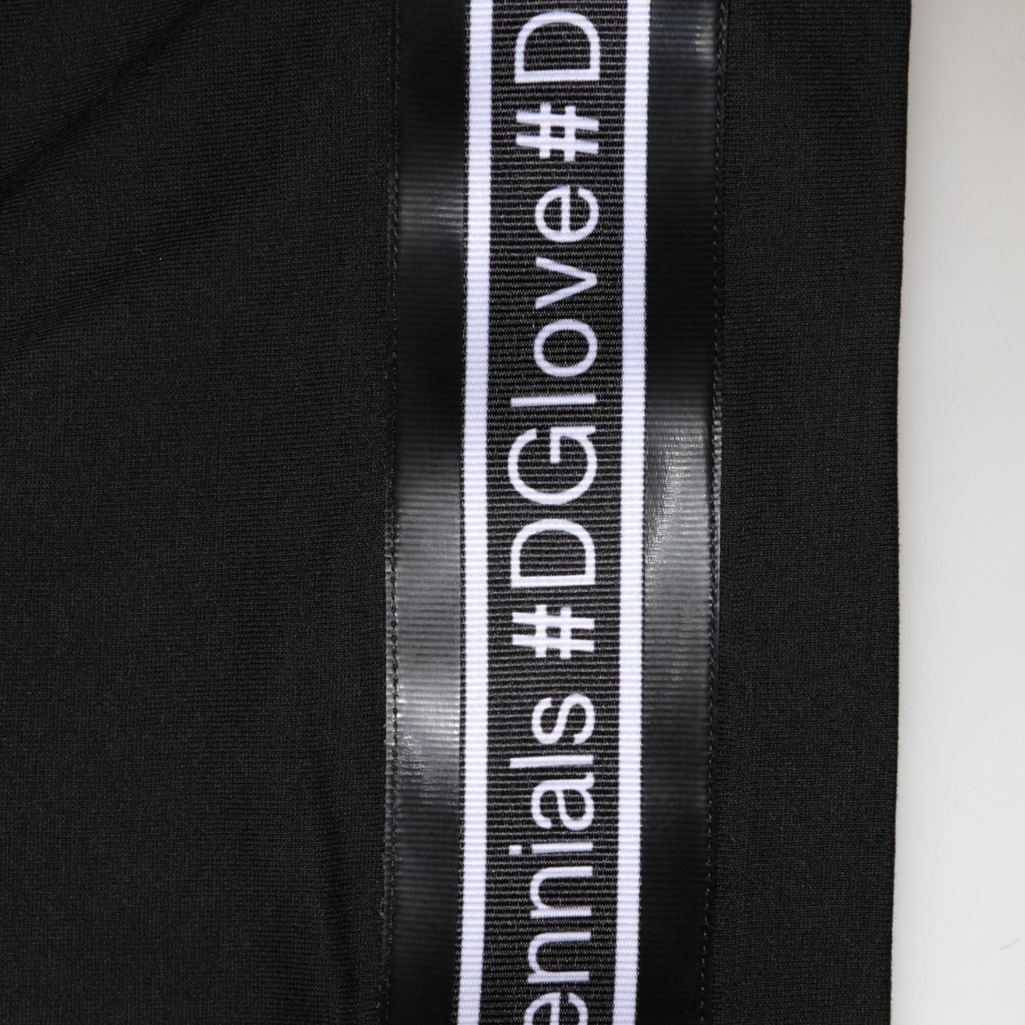 Dolce & Gabbana Black DGRoyals Cotton Men Crew Neck IT T-shirt