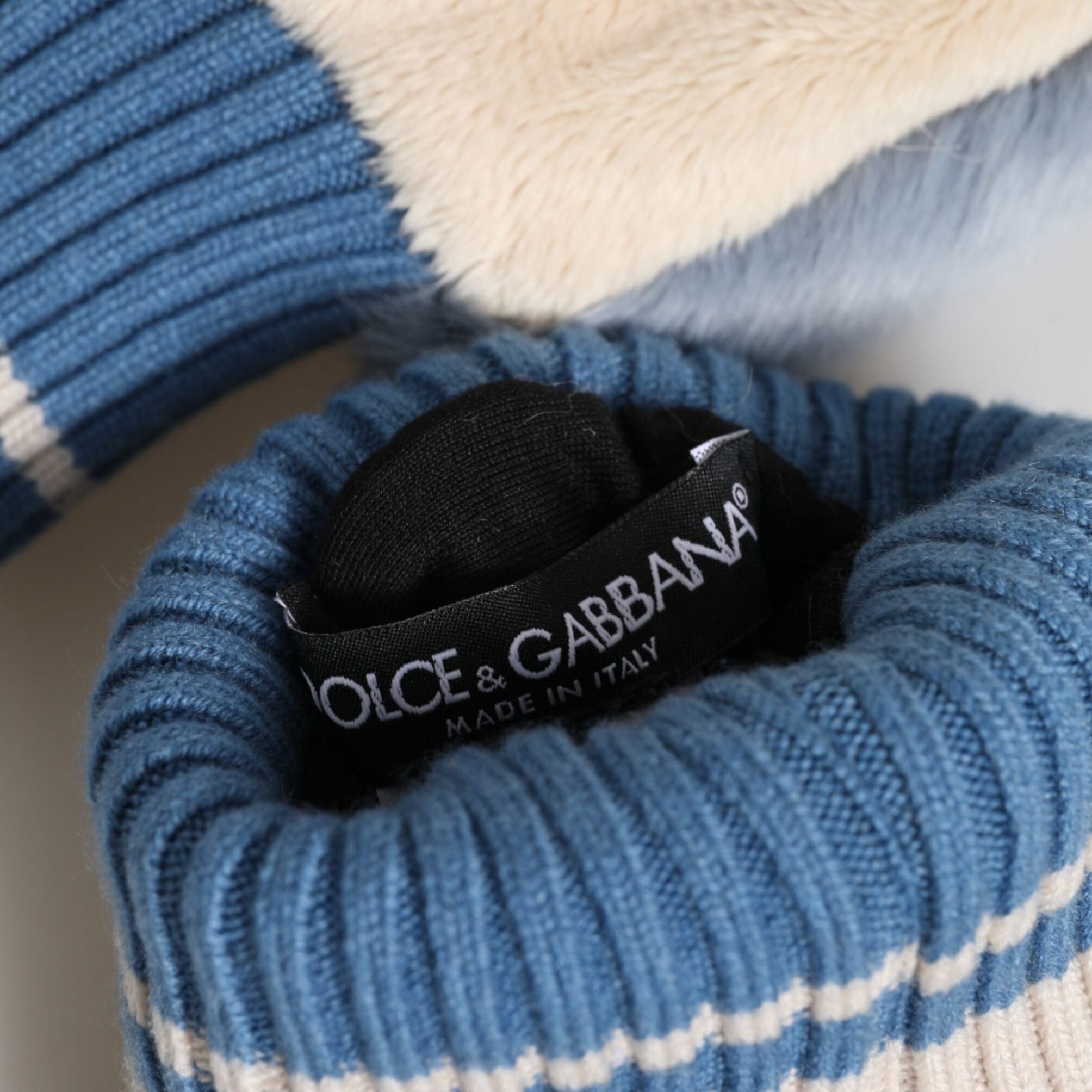 Dolce & Gabbana Blue Acrylic Knitted Fur Wrist Mitten Gloves