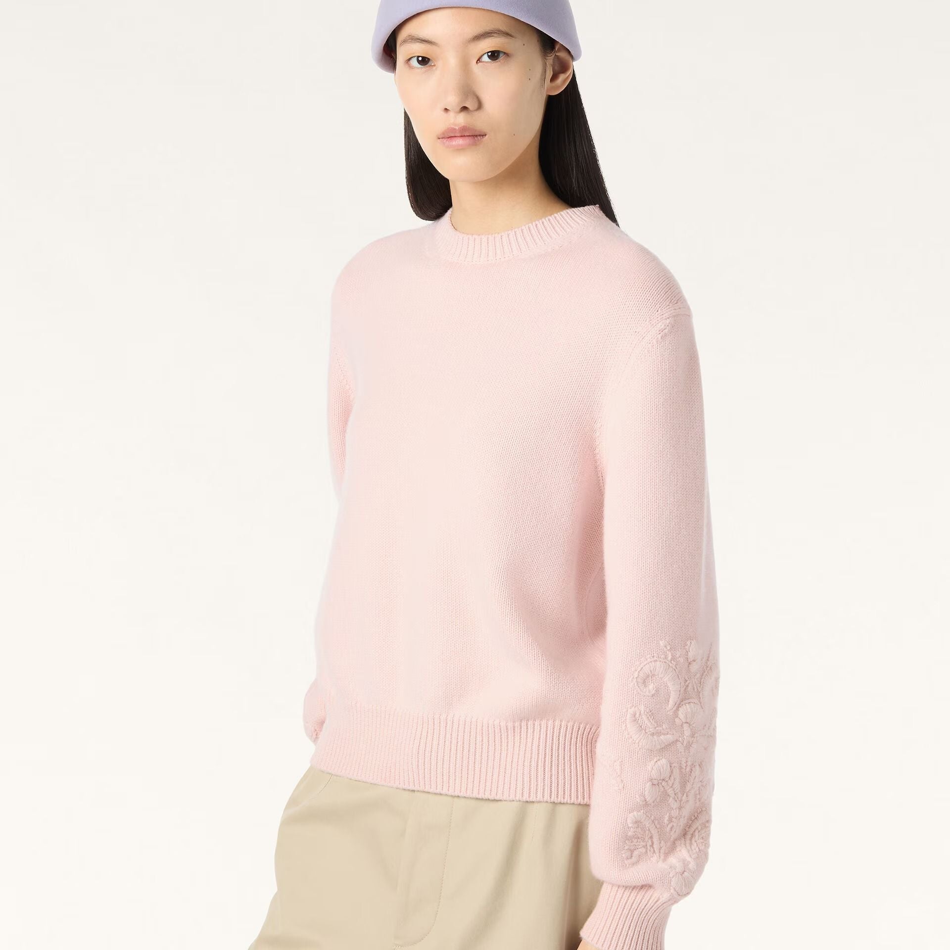 Loro Piana Classic Crewneck in Baby Cashmere