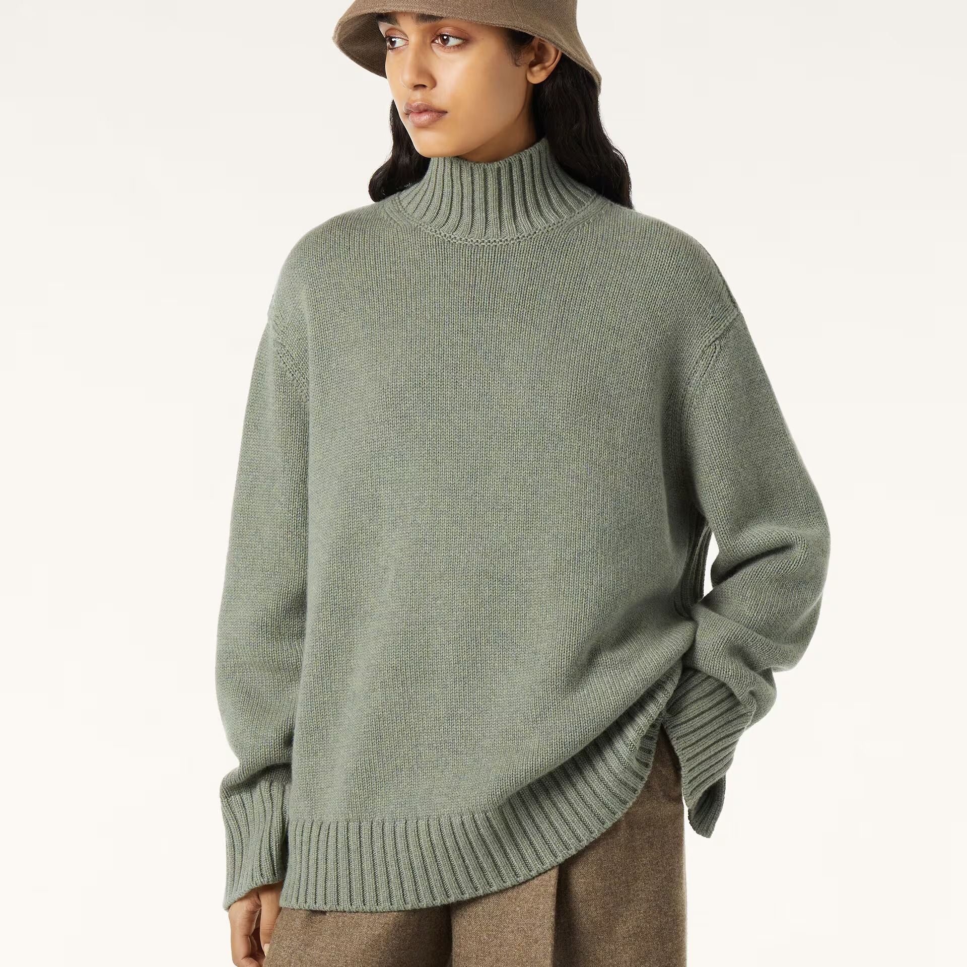 Loro Piana Parksville Turtleneck in Baby Cashmere