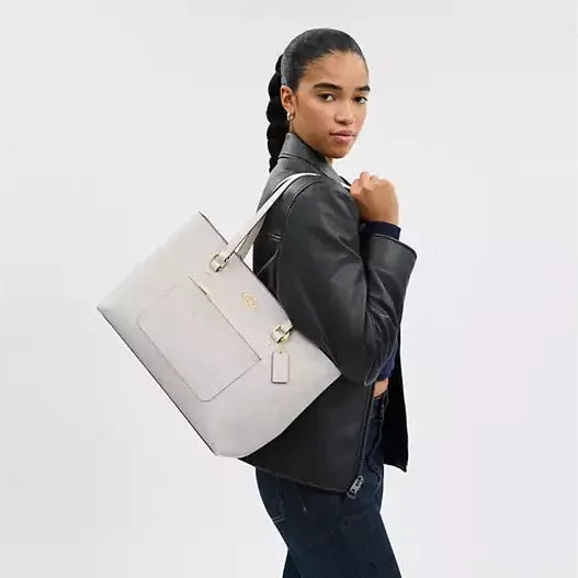 Coach Station Tote Bag In Signature Canvas