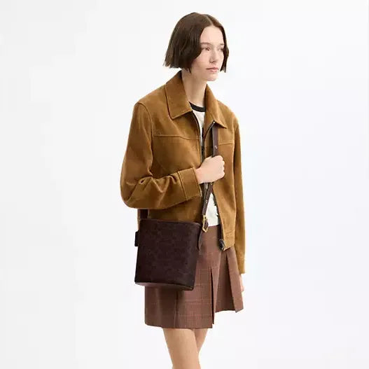 Coach Bleecker Bucket Bag 21 In Signature Canvas
