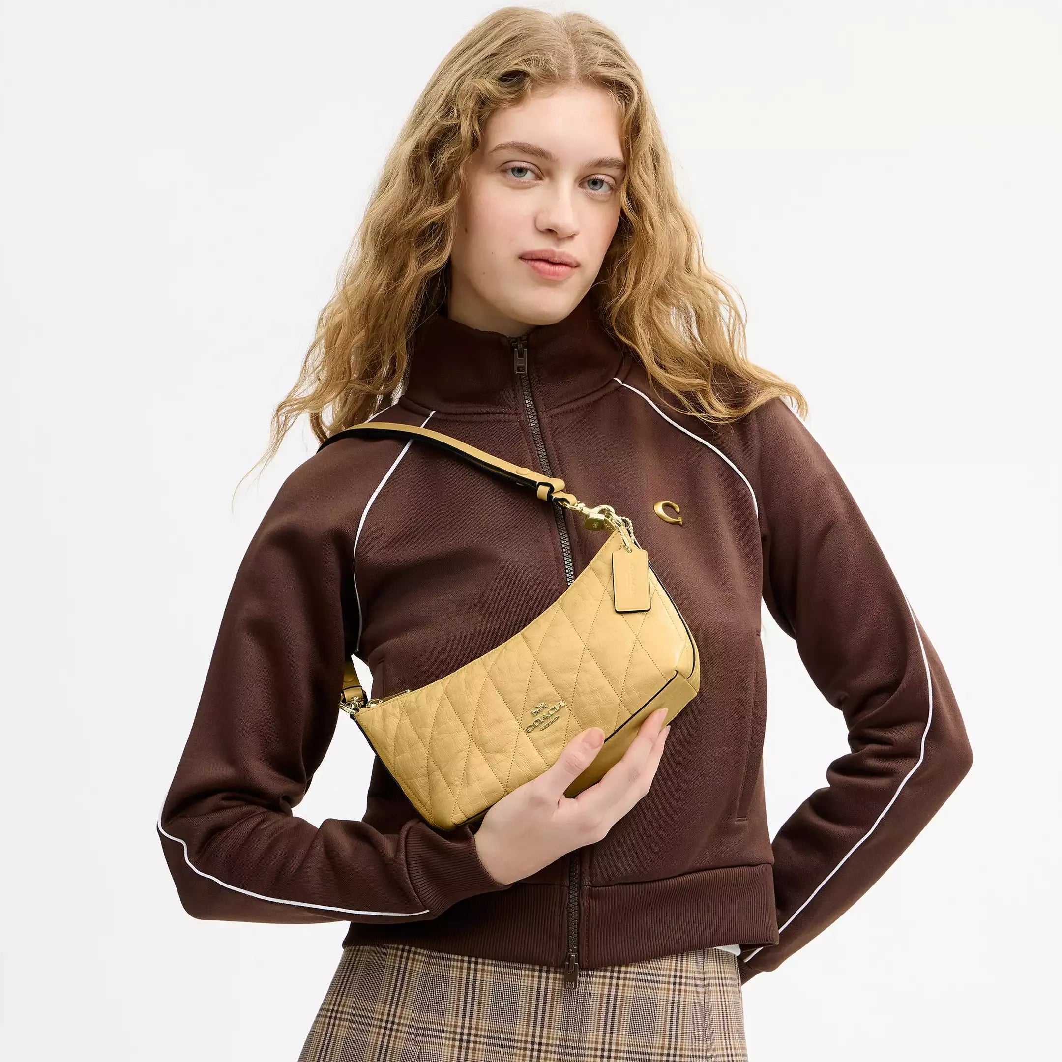 Coach Caitlin Shoulder Bag With Quilting