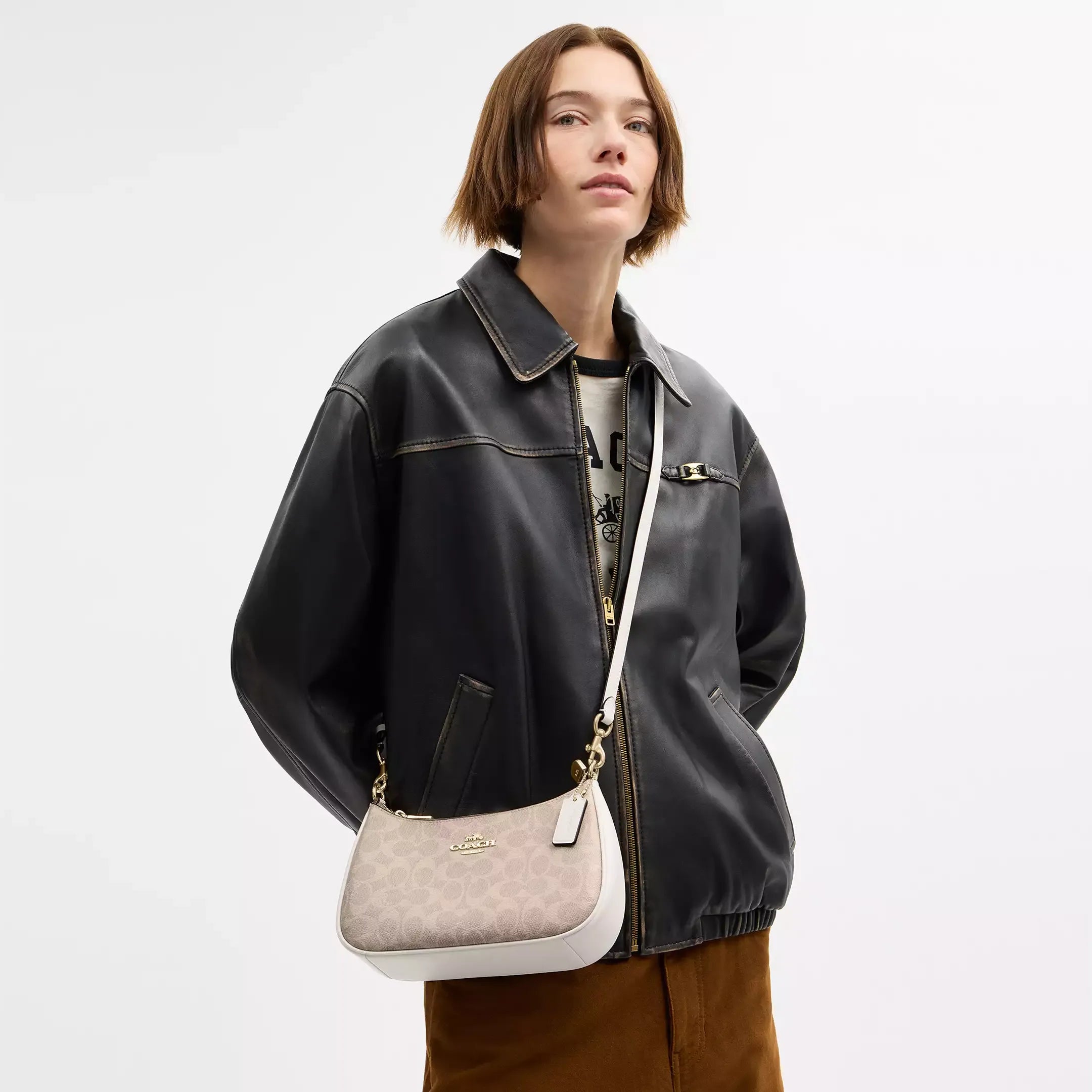Coach Teri Shoulder Bag In Signature Canvas
