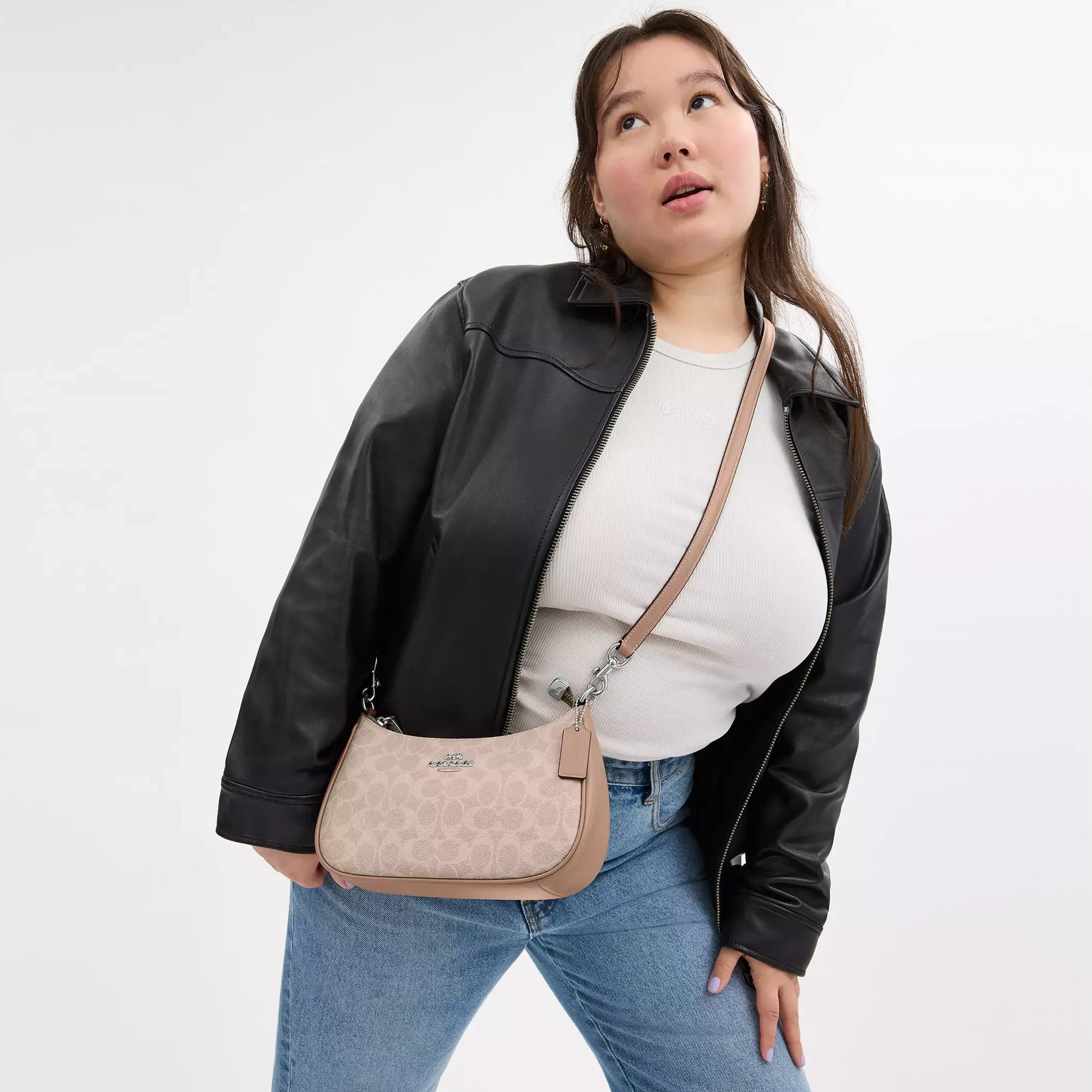 Coach Teri Shoulder Bag In Signature Canvas