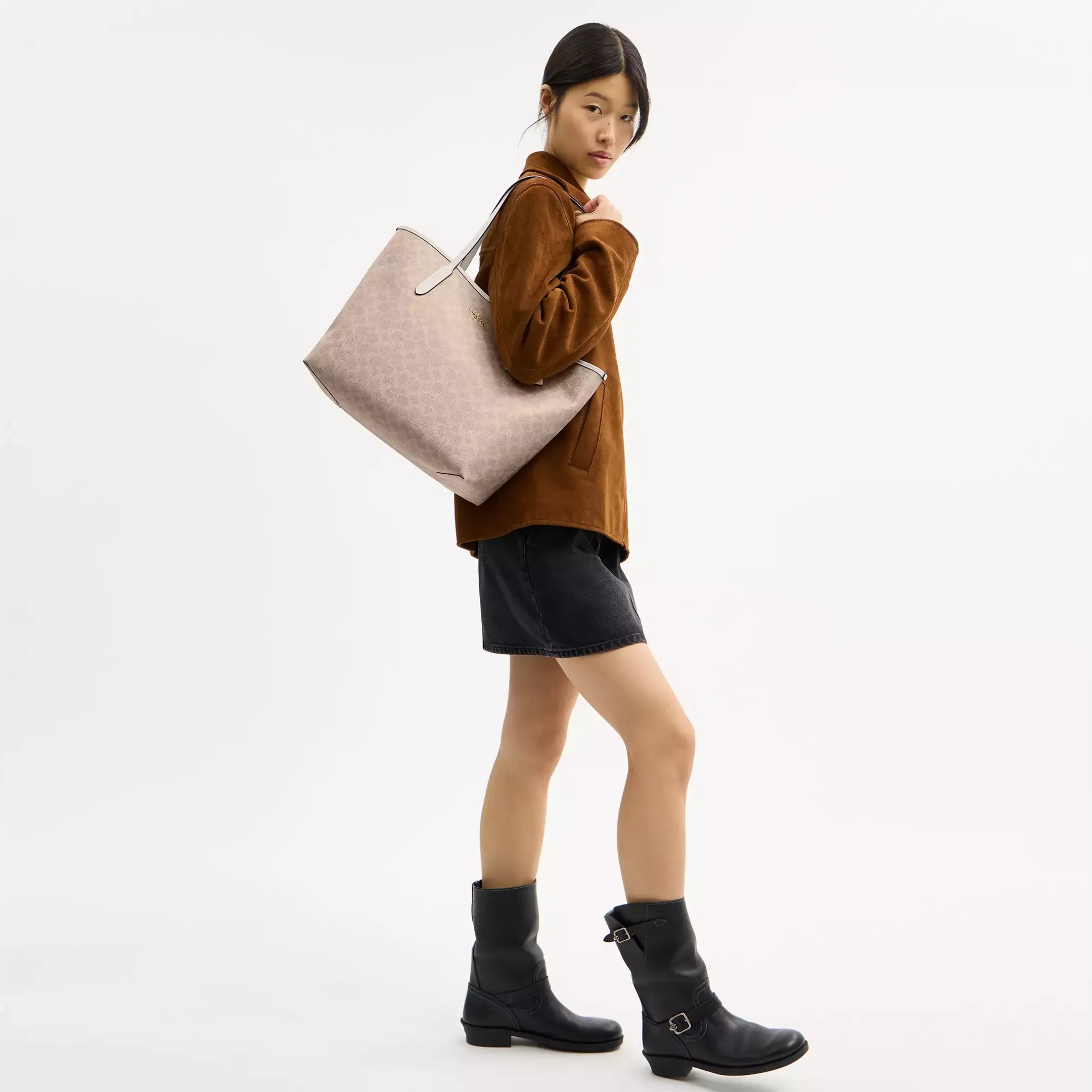 Coach City Tote Bag In Signature Canvas