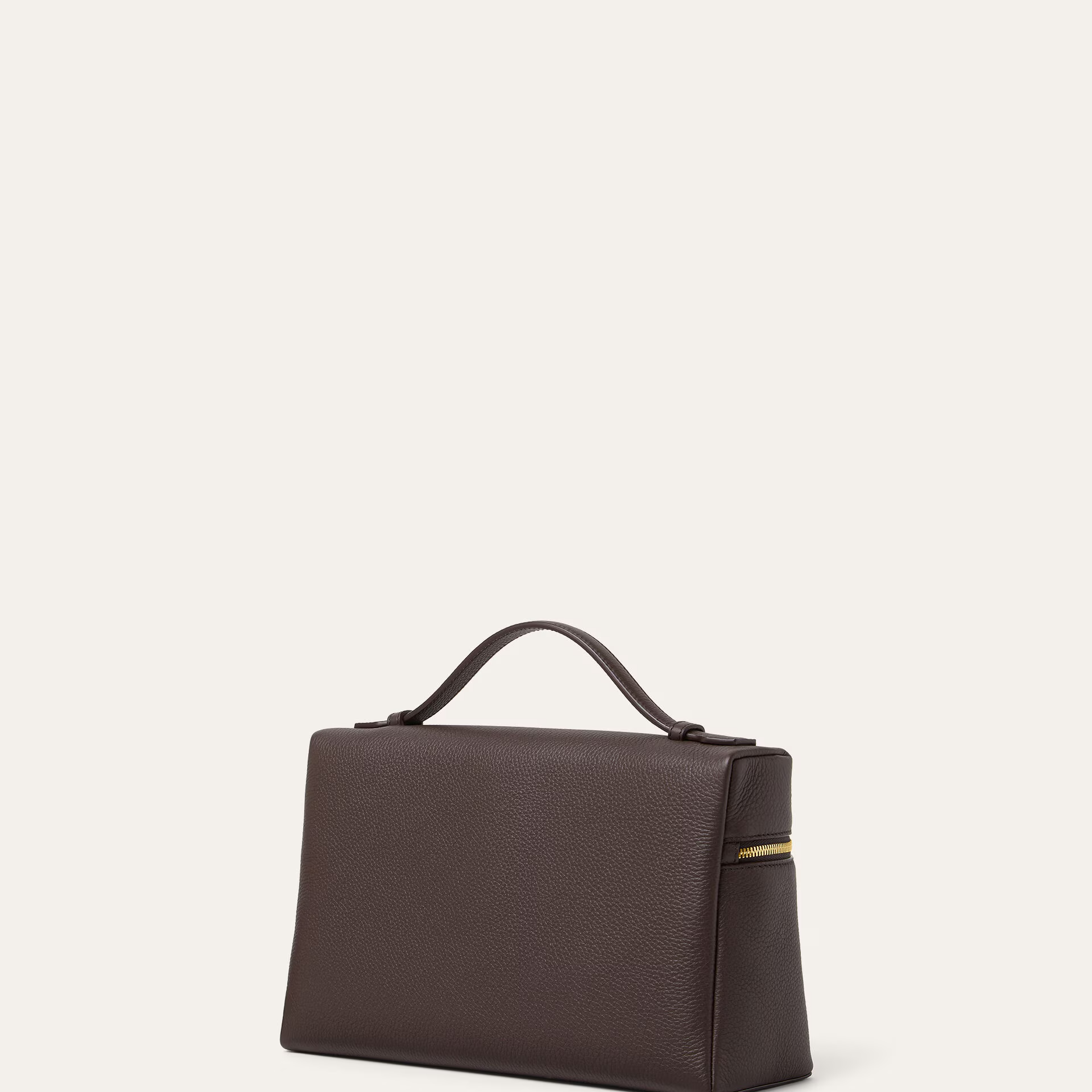 Loro Piana Extra Pocket L27 in Grained Calfksin