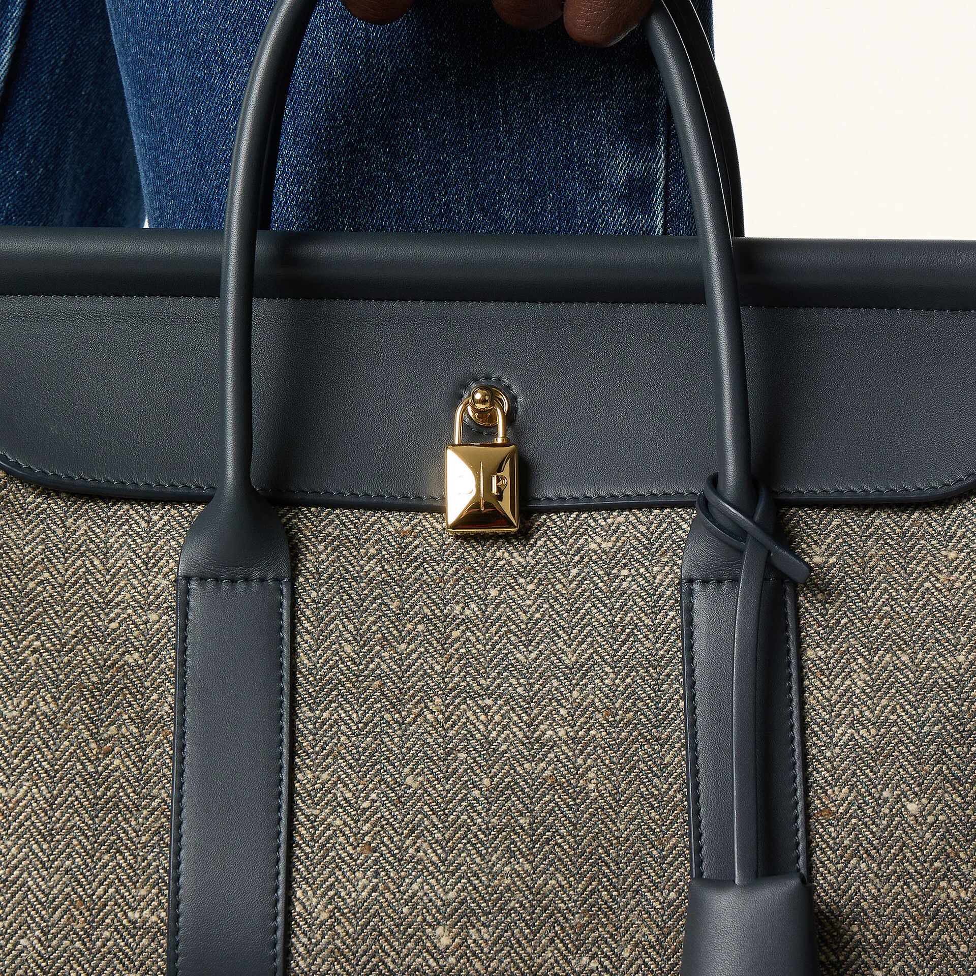 Loro Piana Loom bag L25 in Virgin Wool, Silk, Linen