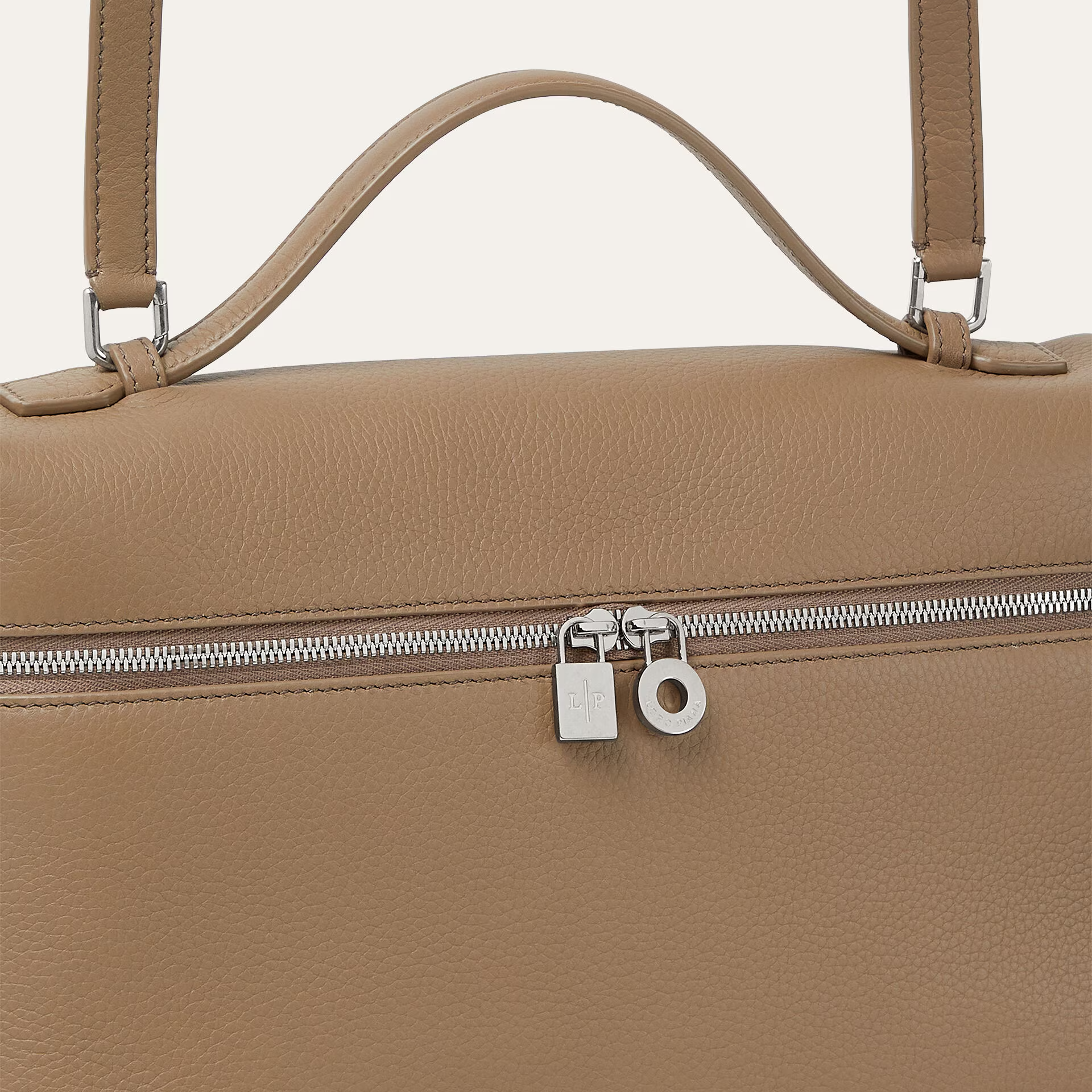 Loro Piana Extra Pocket L27 in Grained Calfksin