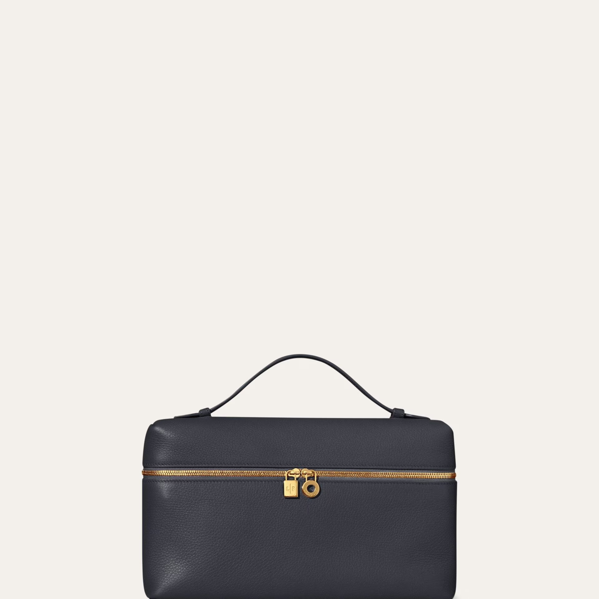 Loro Piana Extra Pocket L27 in Grained Calfksin
