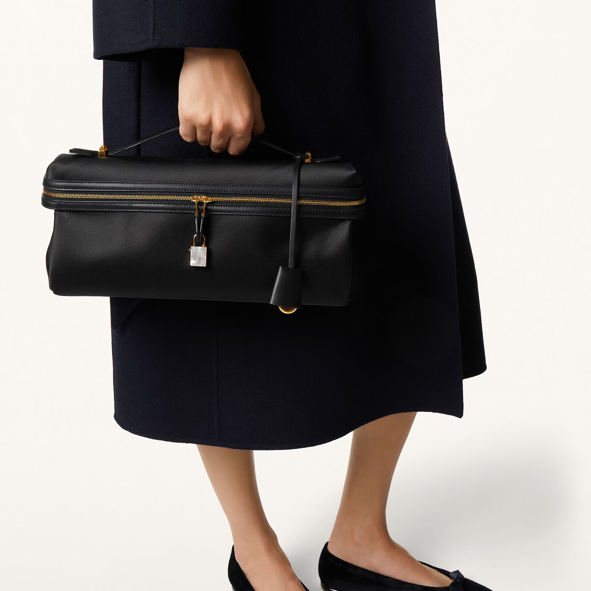 Loro Piana Extra Softy Bag L33 in Silk
